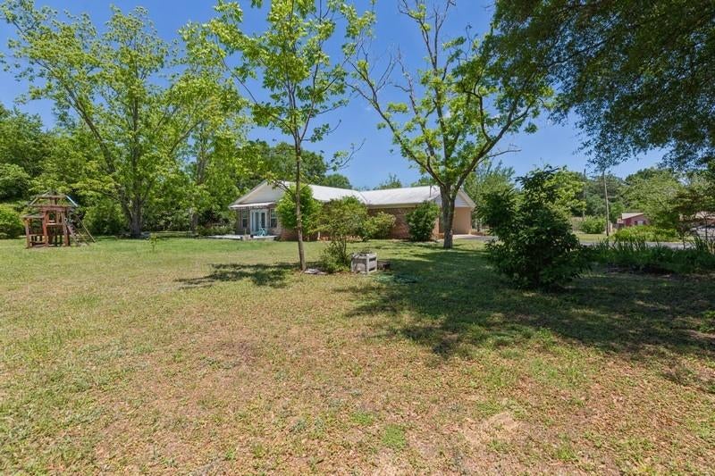 ADAMS POWELL EAST - Residential