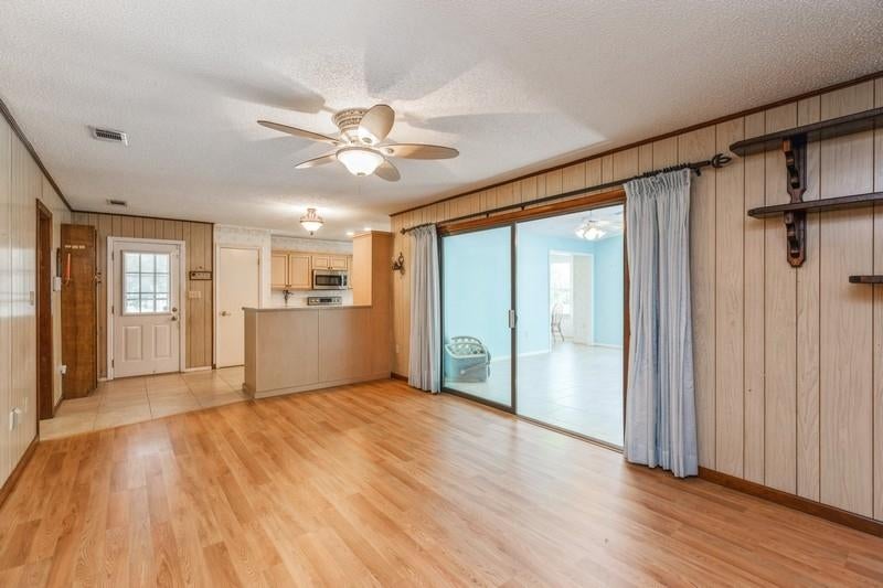 ADAMS POWELL EAST - Residential