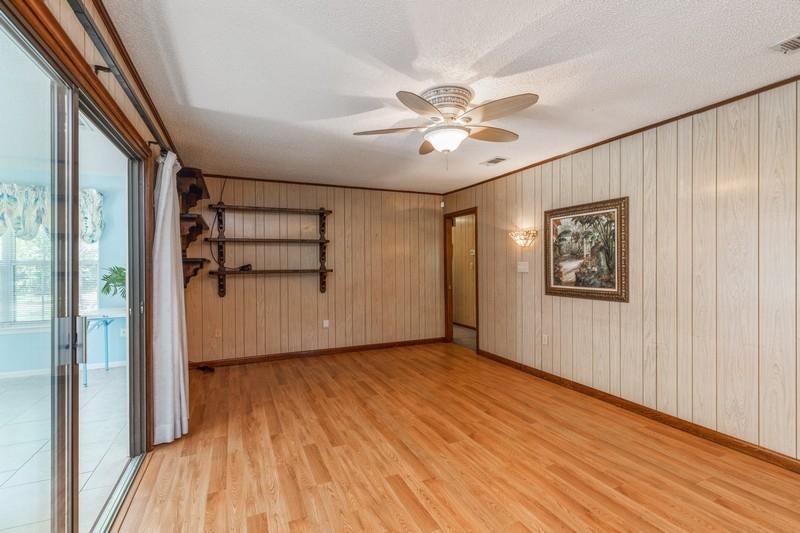 ADAMS POWELL EAST - Residential