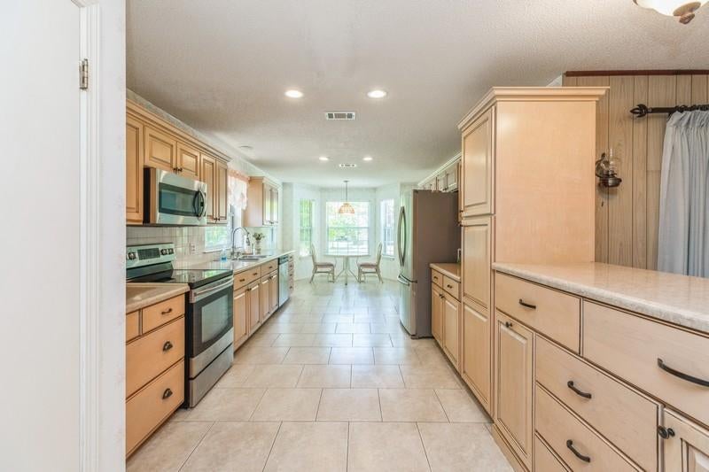 ADAMS POWELL EAST - Residential