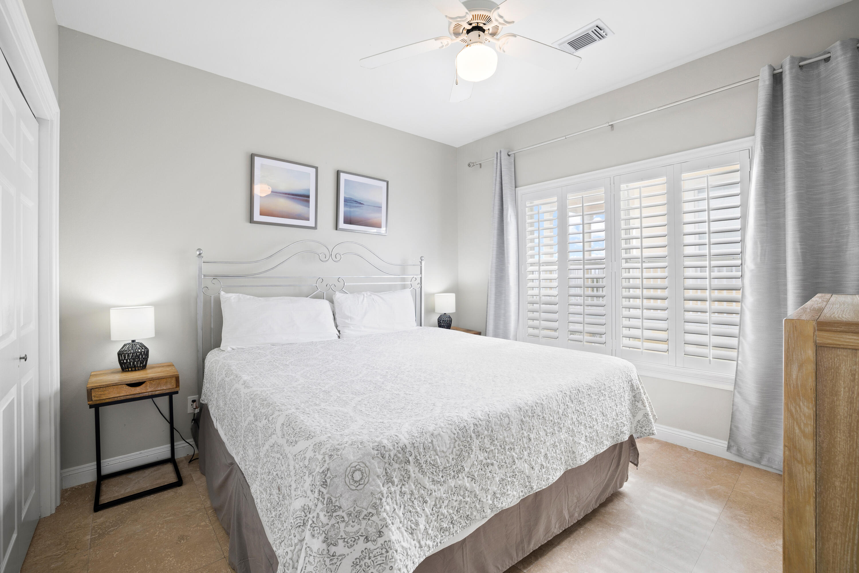 MARAVILLA SHORES - Residential