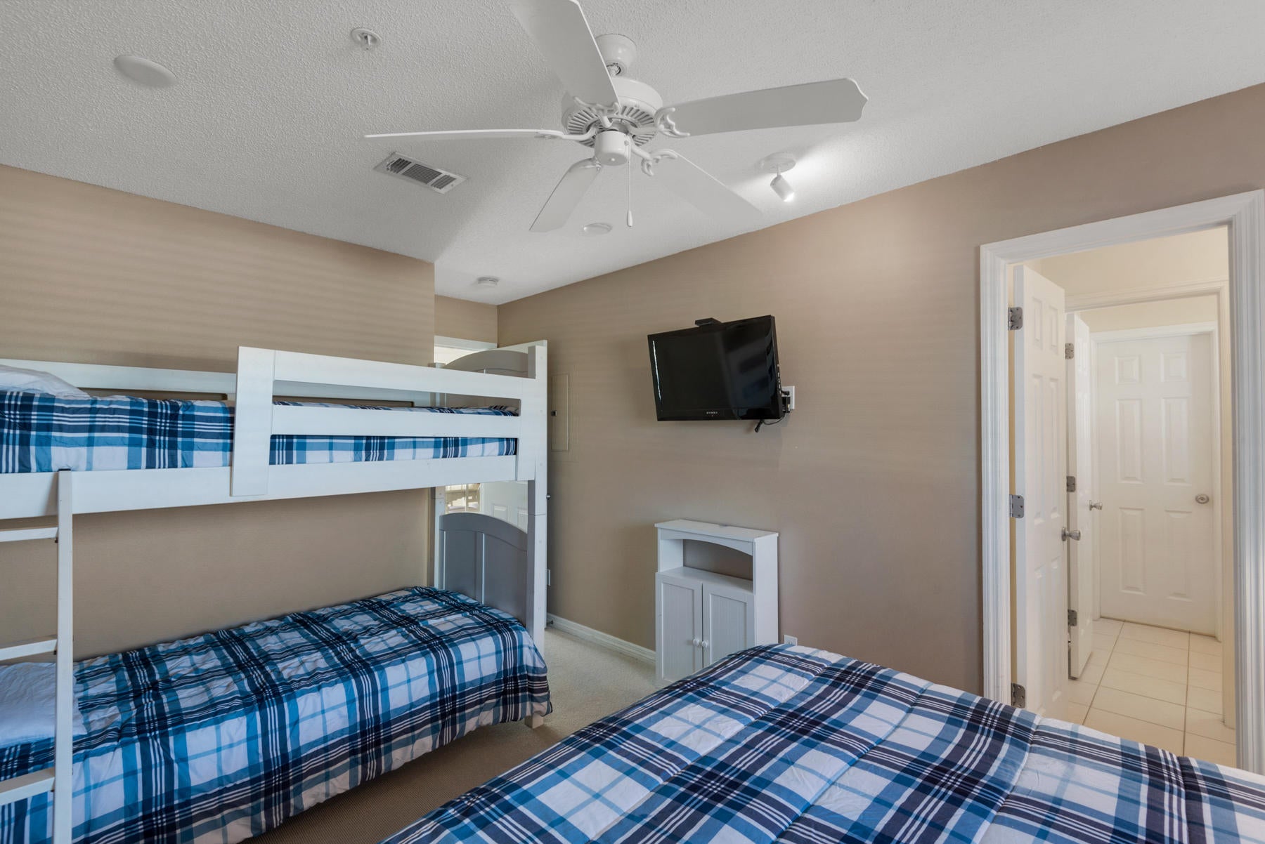 ROLLIN TIDE VILLAS - Residential