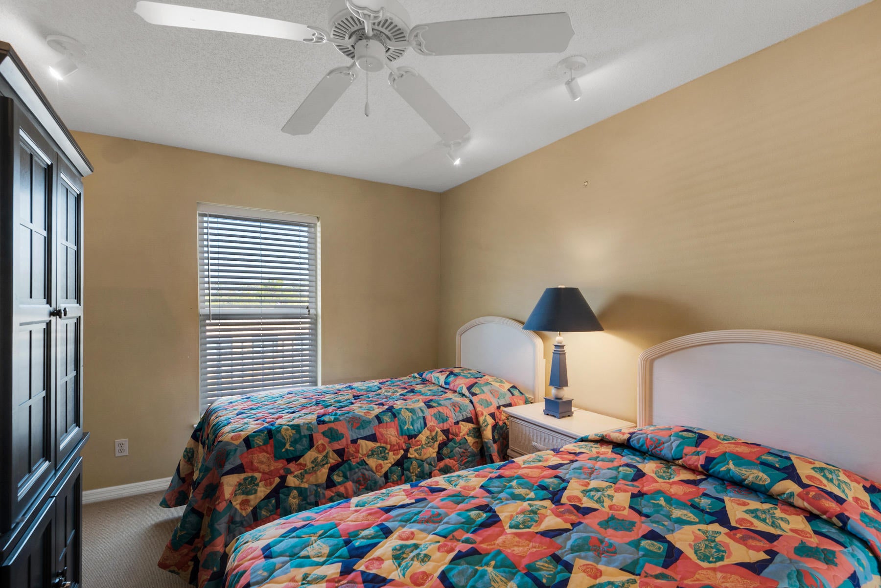 ROLLIN TIDE VILLAS - Residential