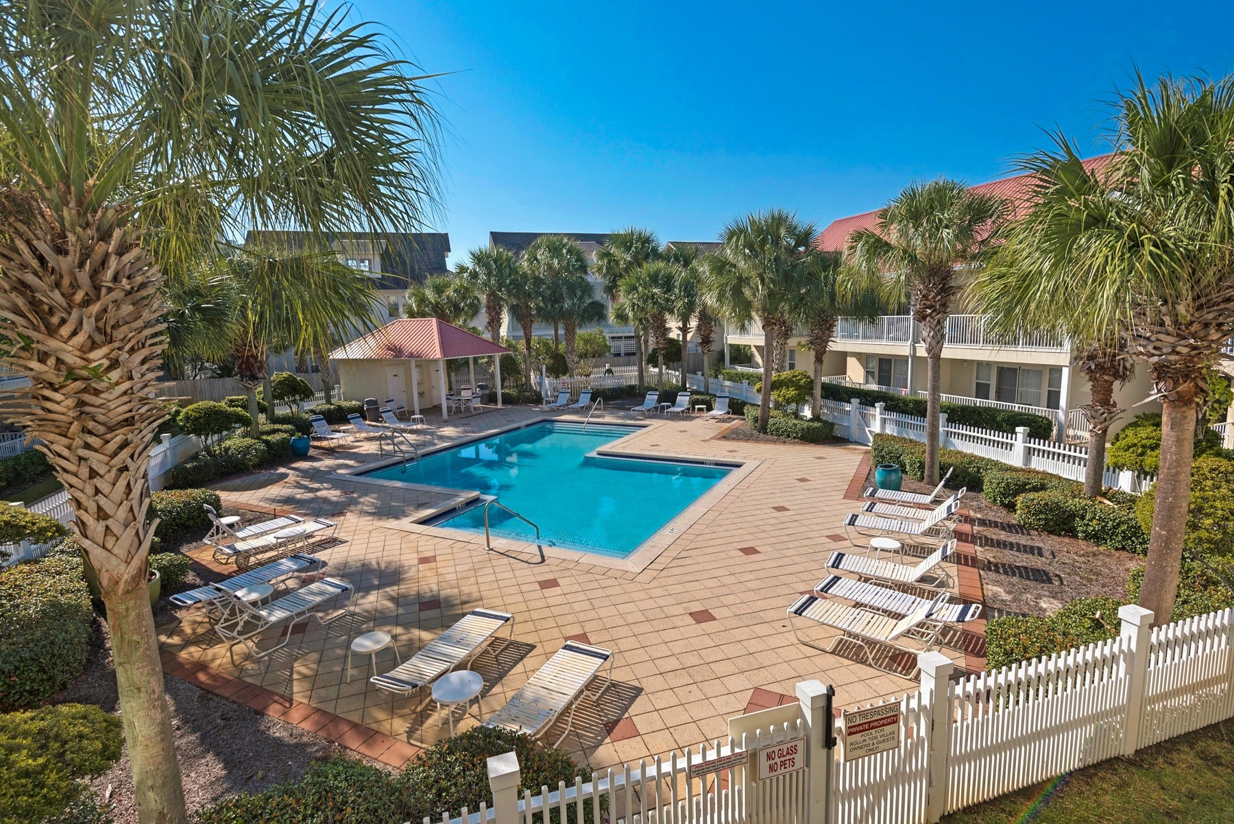 ROLLIN TIDE VILLAS - Residential