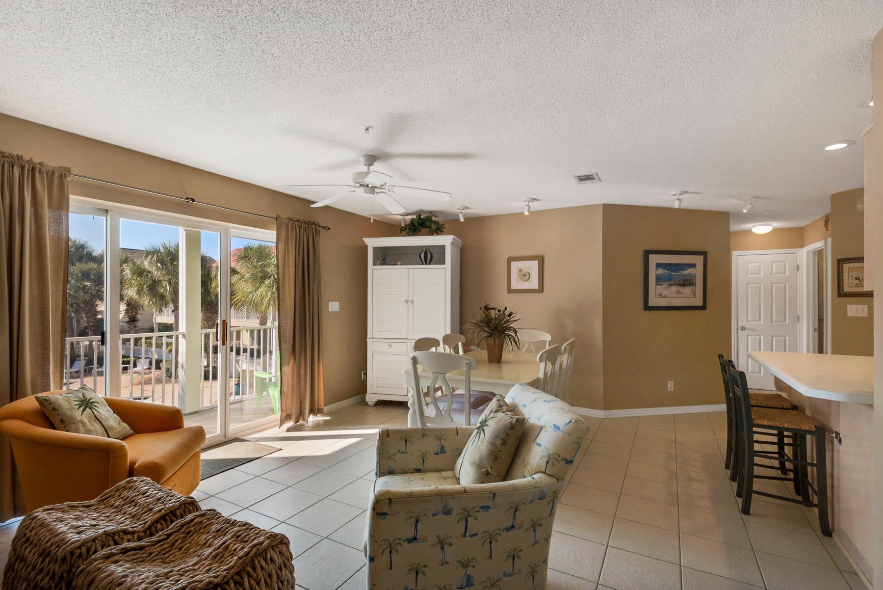 ROLLIN TIDE VILLAS - Residential