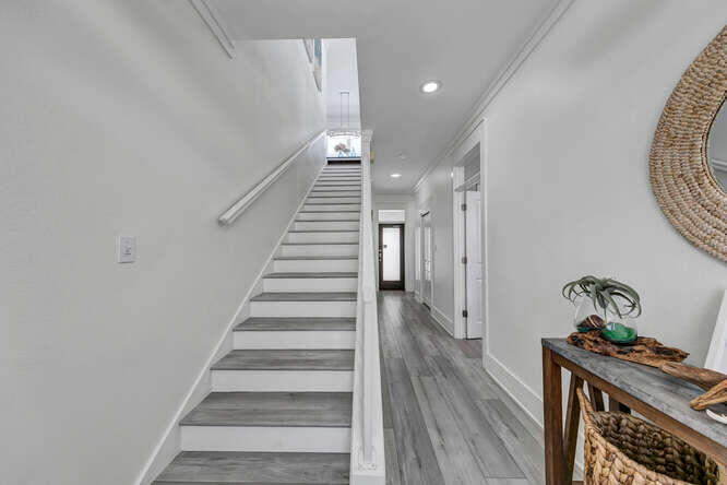 FRANGISTA BEACH 1ST ADDN - Residential