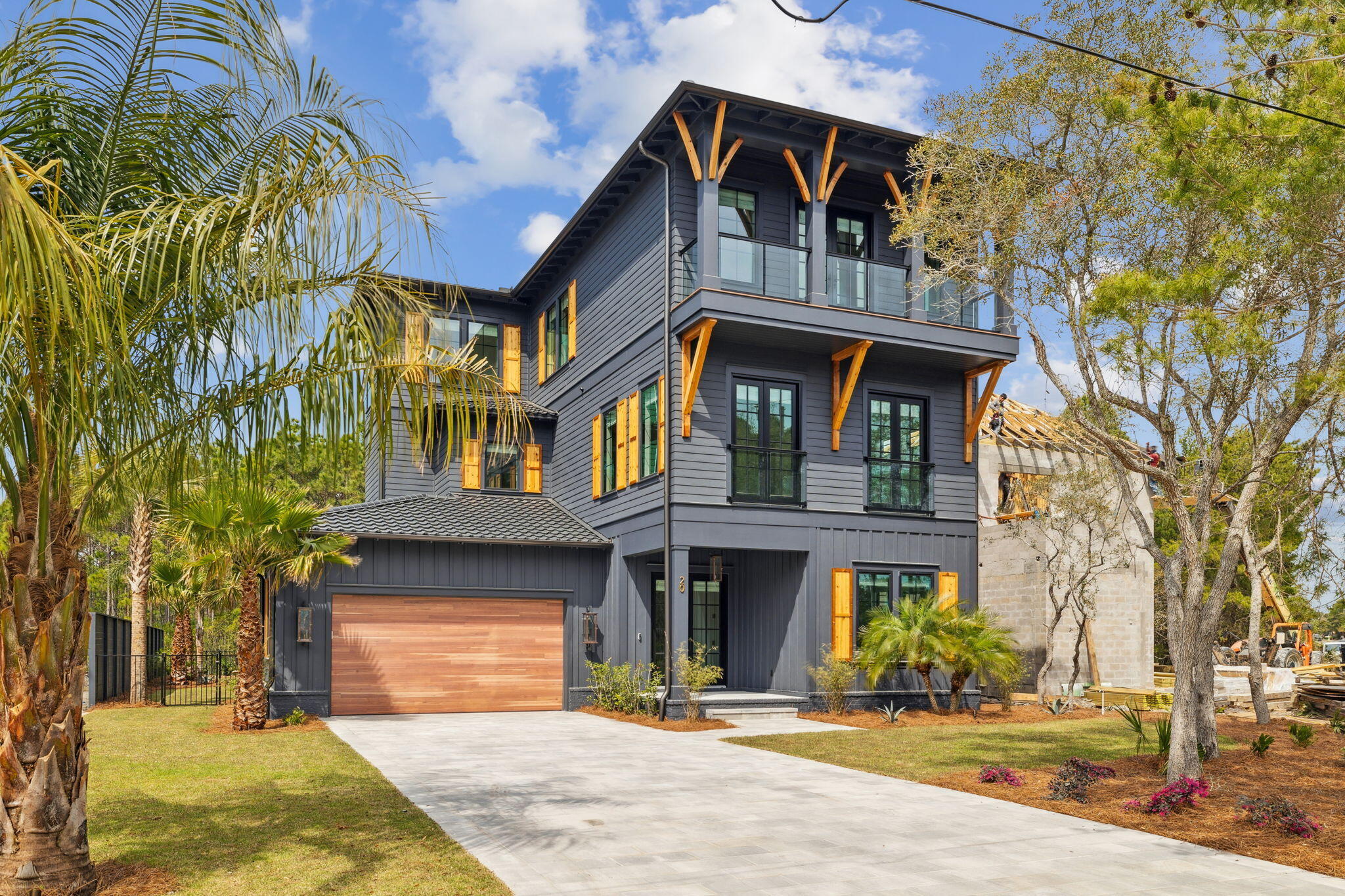 BEACH HIGHLAND - Residential