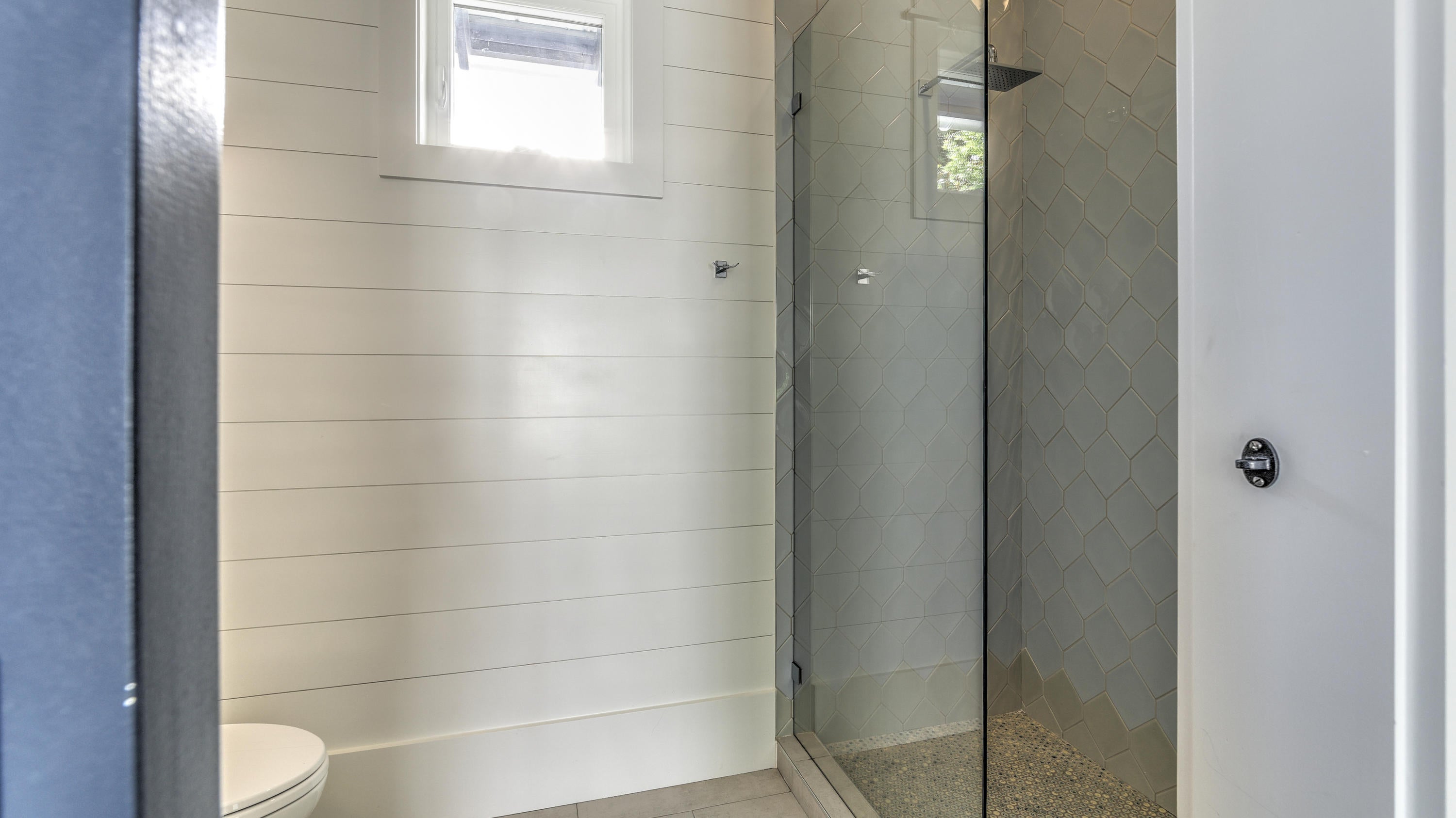 SEAGROVE SHORES 4TH ADD - Residential