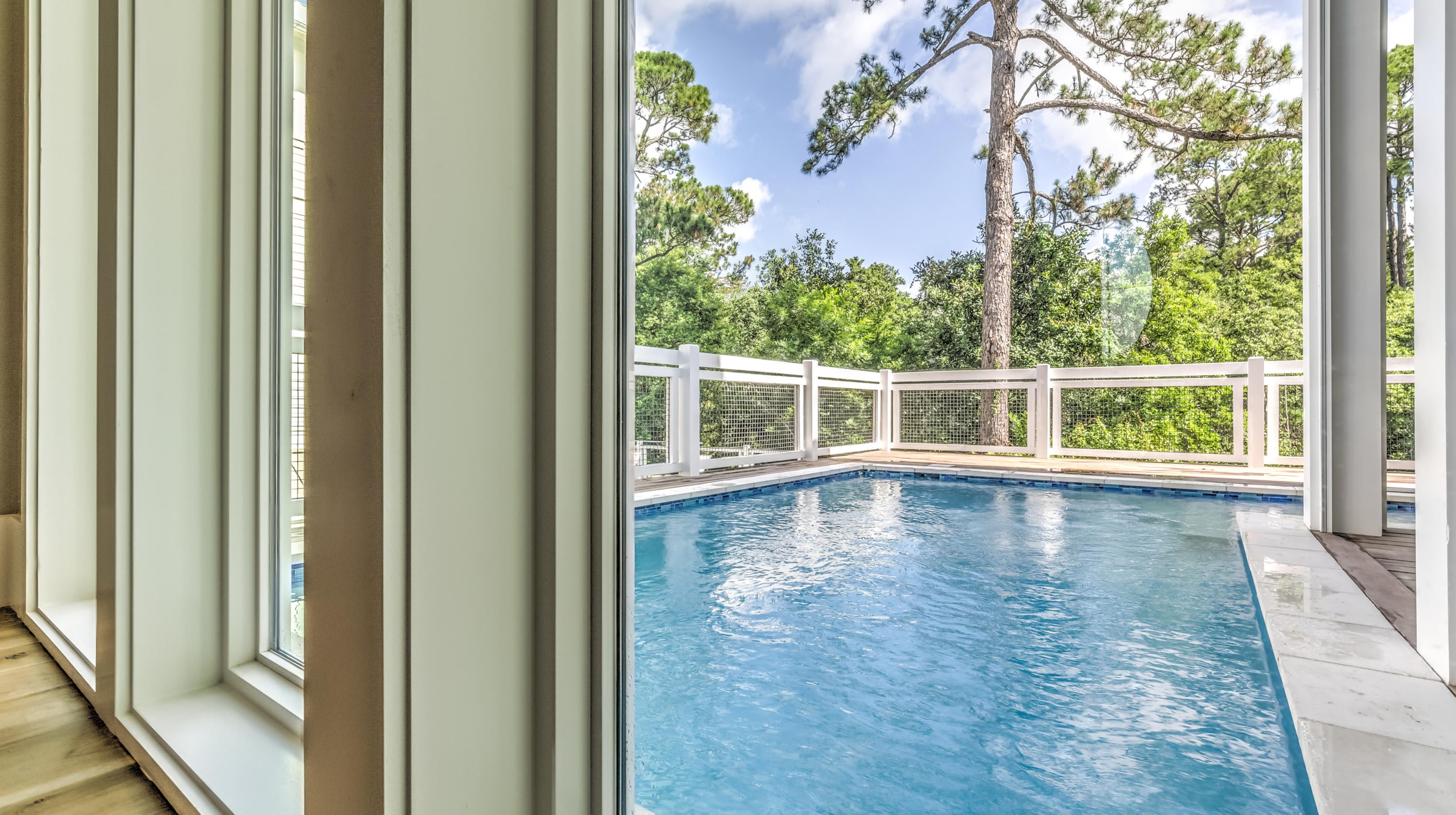SEAGROVE SHORES 4TH ADD - Residential