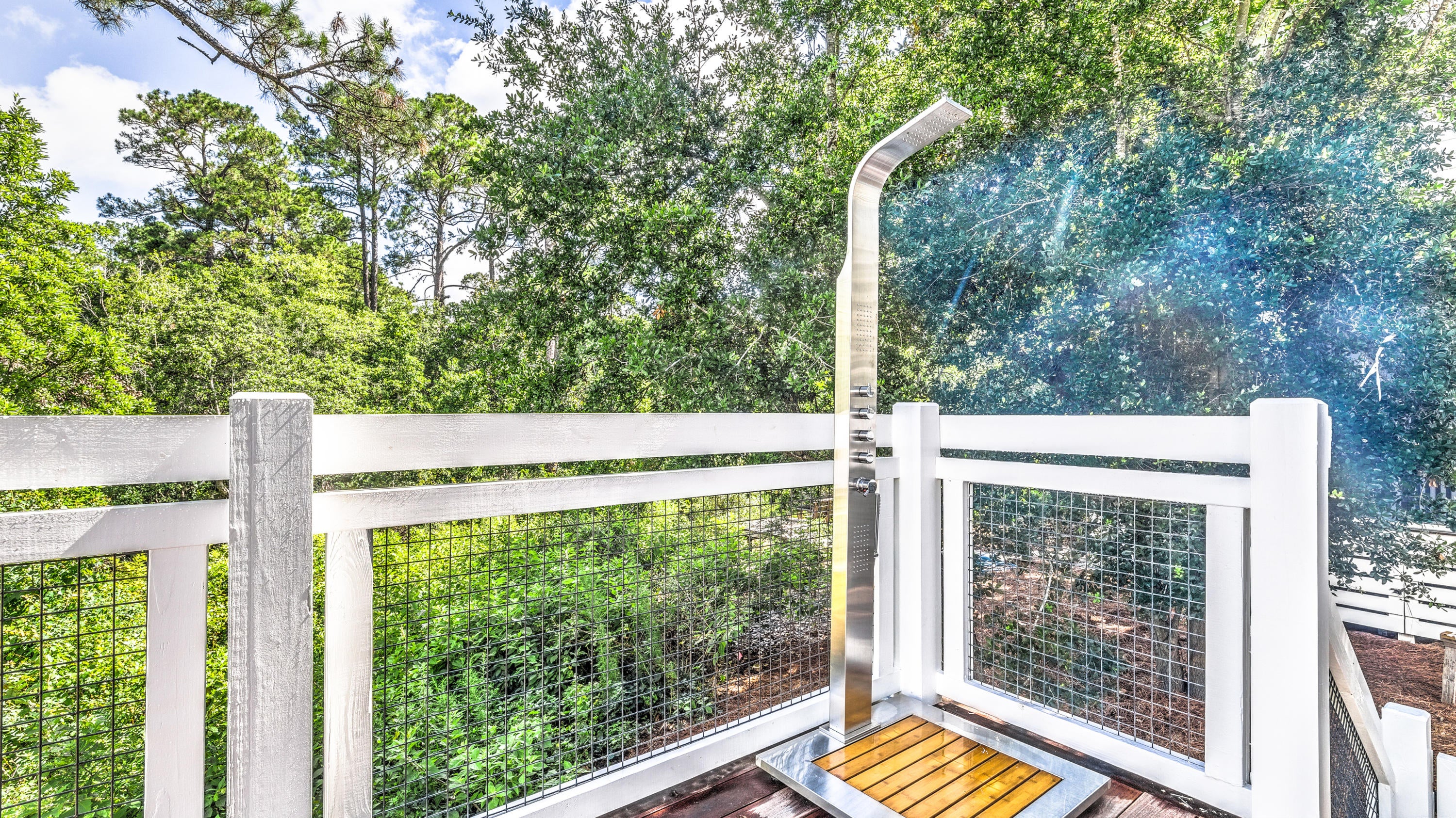 SEAGROVE SHORES 4TH ADD - Residential