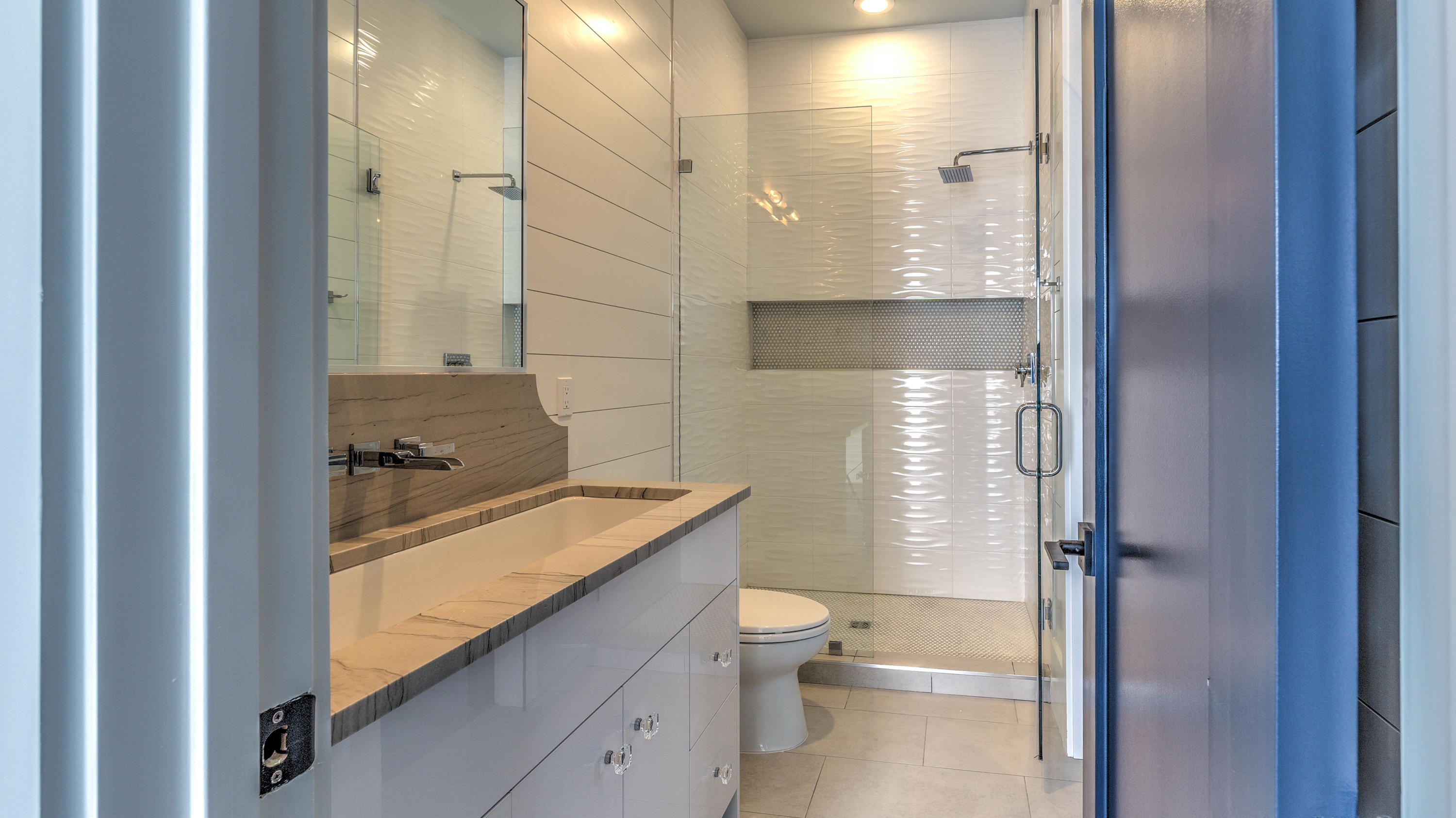 SEAGROVE SHORES 4TH ADD - Residential