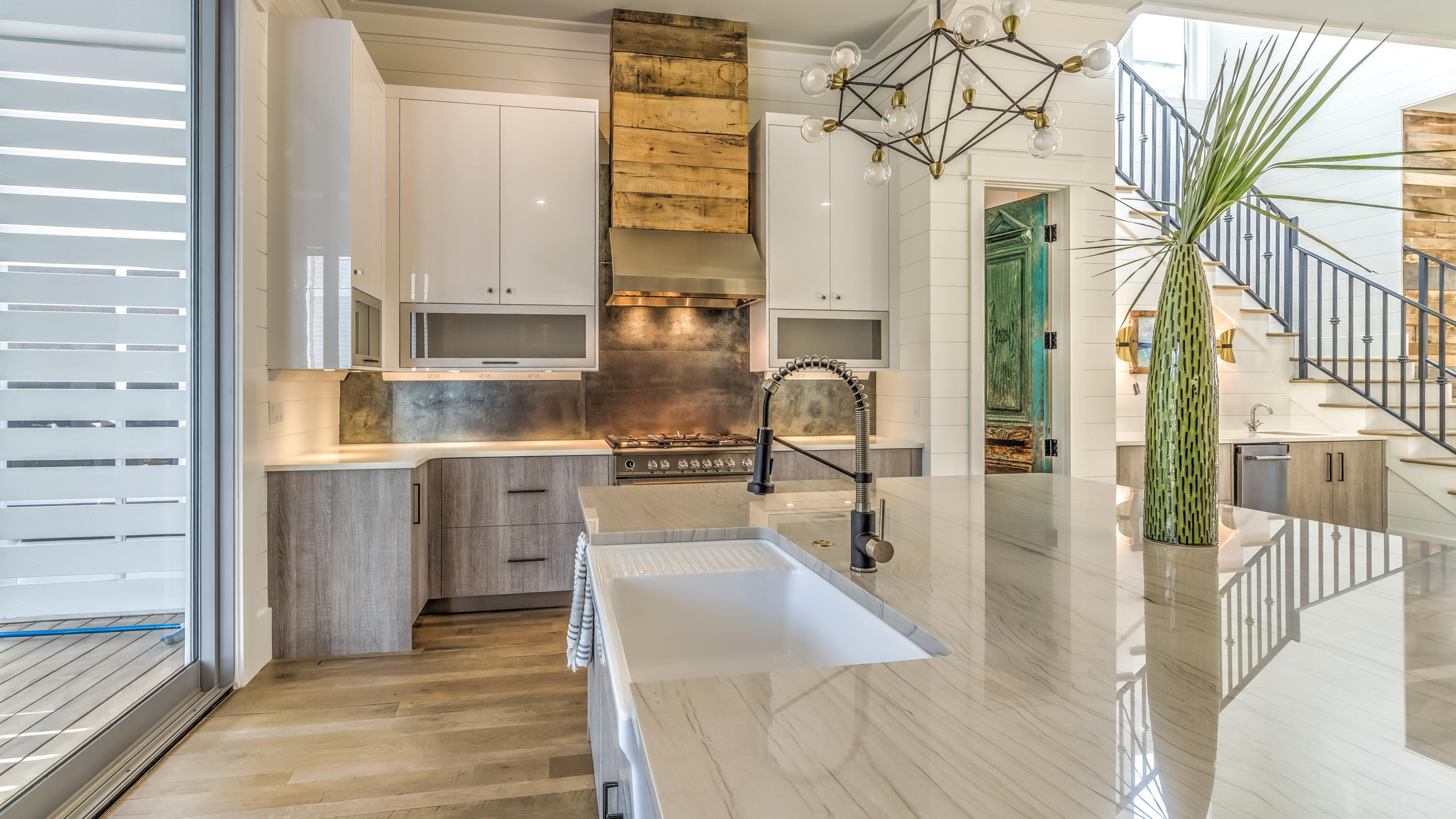 SEAGROVE SHORES 4TH ADD - Residential