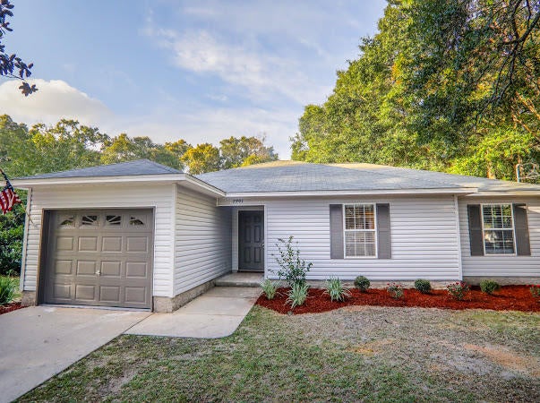 Newly Renovated home in the Oakdale Subdivision of Crestview with Large Lot (.51 Acre). 3 Bedroom, 2 bath home with a 1 Car Garage. Newly painted inside, updated Kitchen with Granite Counter-tops  & Backsplash, New Stainless Steel Appliances. New Lights & fans throughout home. Updated Bathrooms with New Mirror, light, Granite counter-tops & new Luxury Vinyl flooring. New Carpet in Bedrooms, New Laminate flooring throughout main areas. Room sizes approximate, buyer to confirm.
