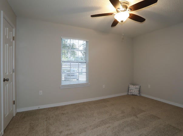 OAKDALE MINI FARMS RESUB LOT 11 & 12 - Residential