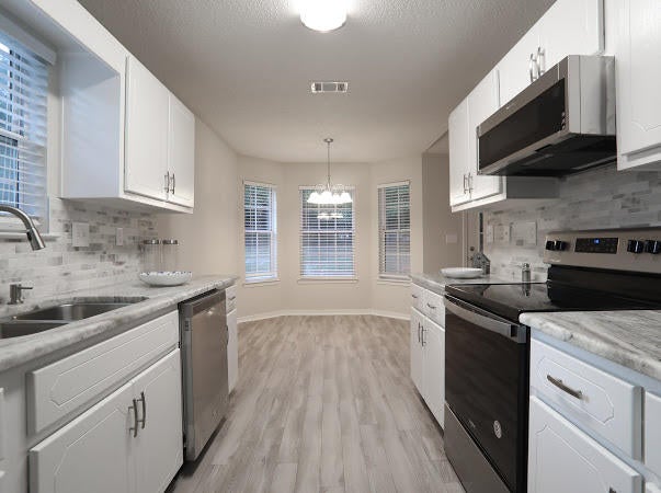 OAKDALE MINI FARMS RESUB LOT 11 & 12 - Residential
