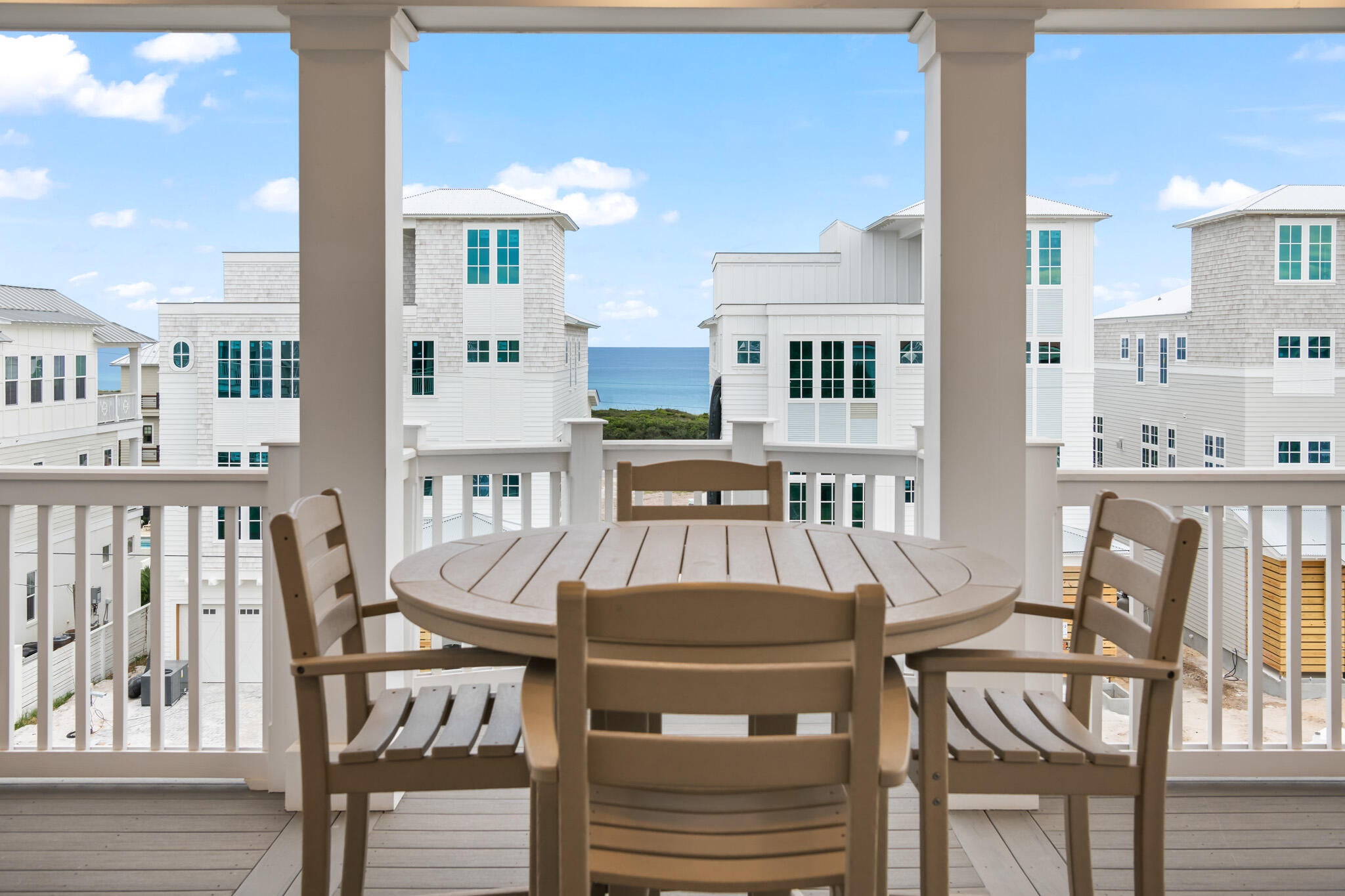 POMPANO PLACE - Residential