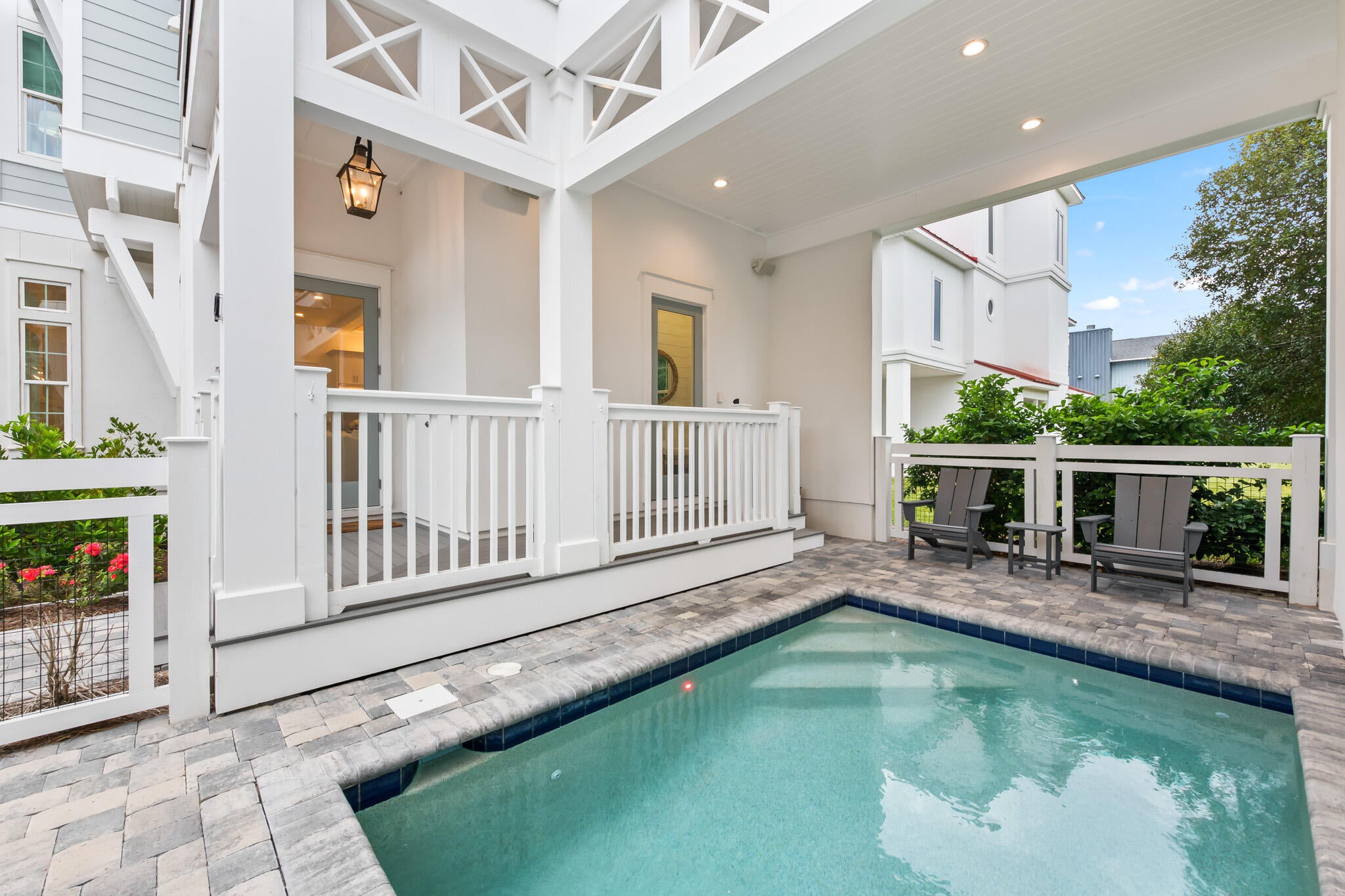 POMPANO PLACE - Residential