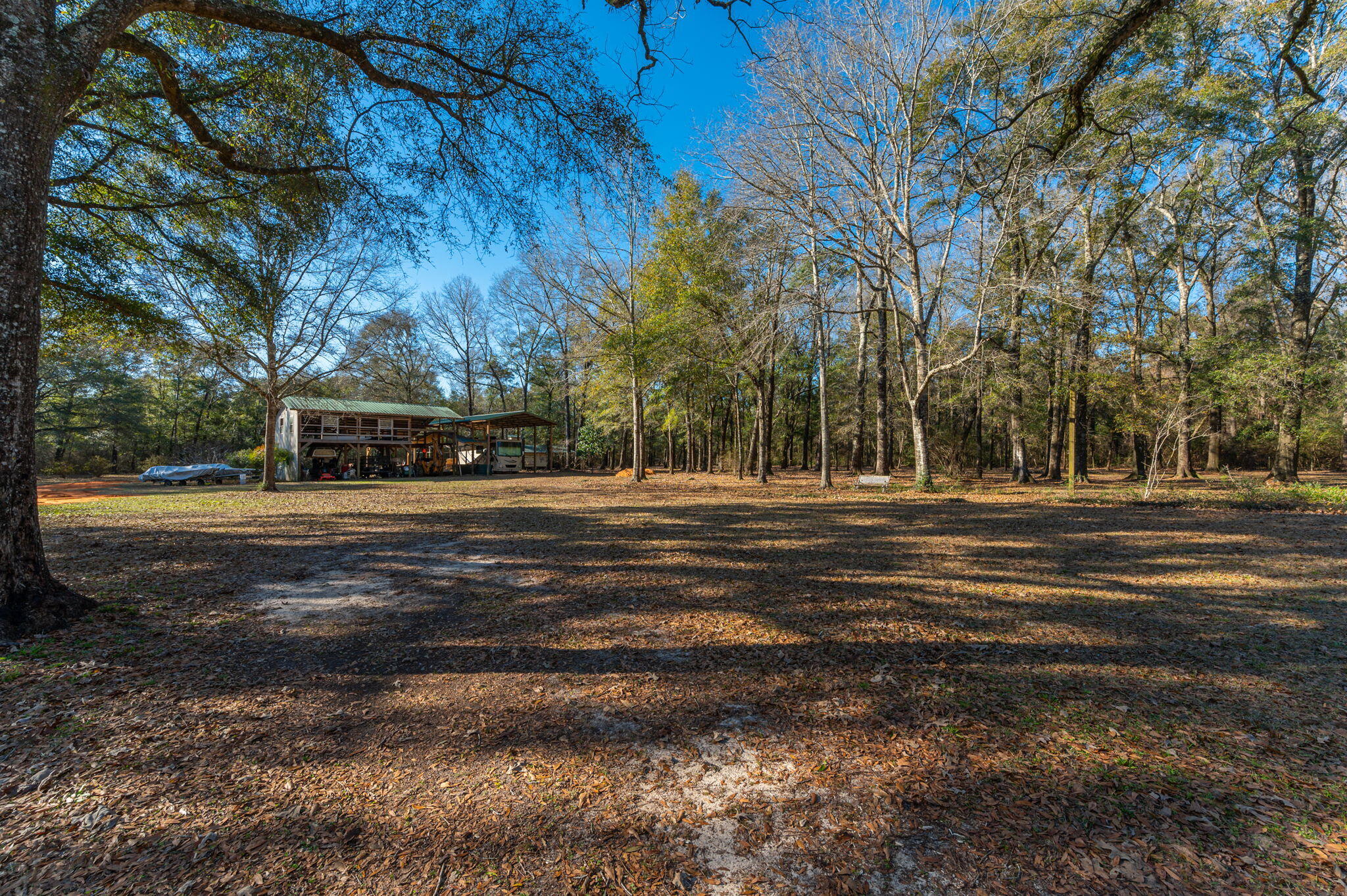 CRESTVIEW SUBURB (231000.00) - Residential