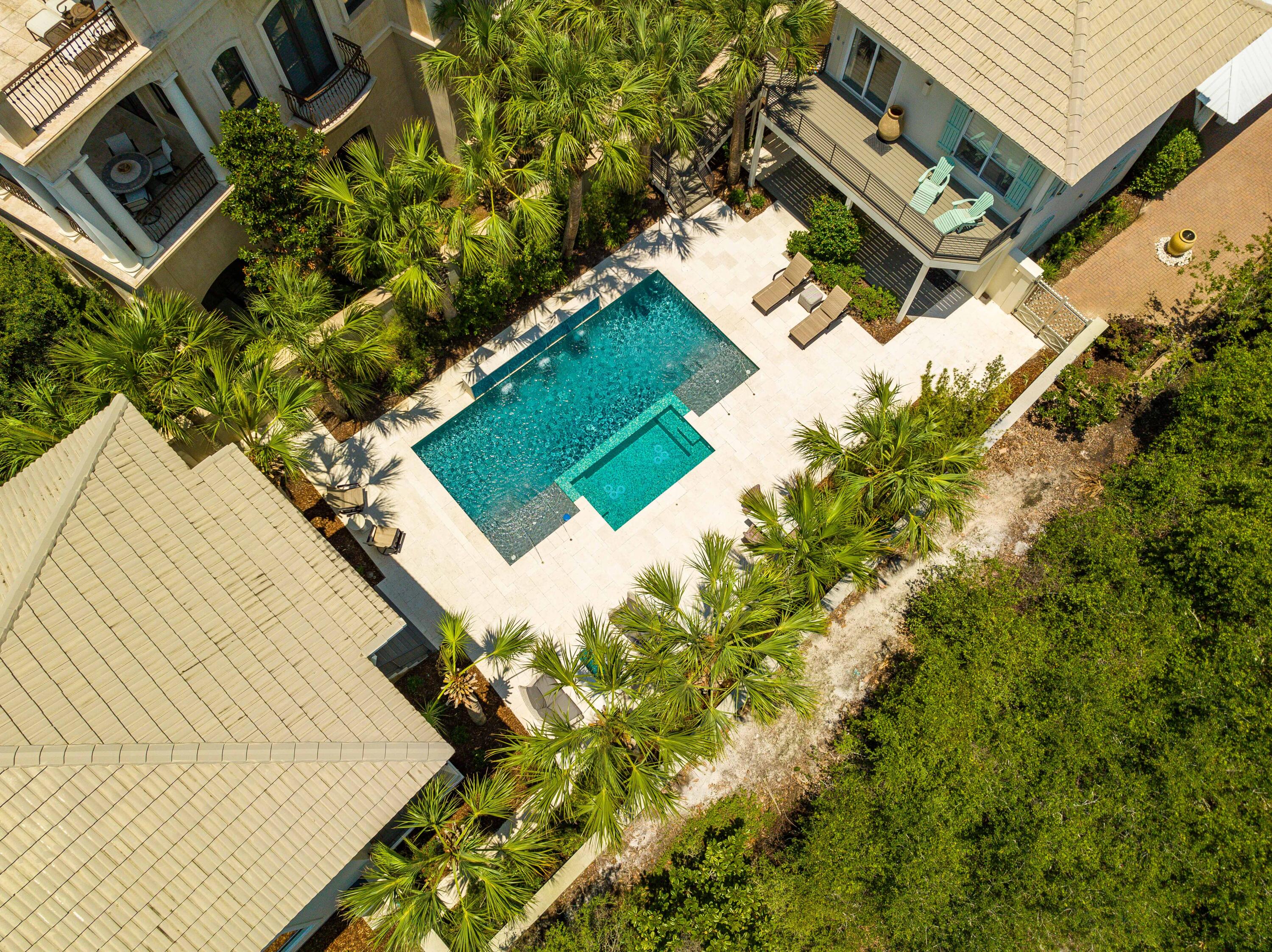 SECLUSION DUNES - Residential