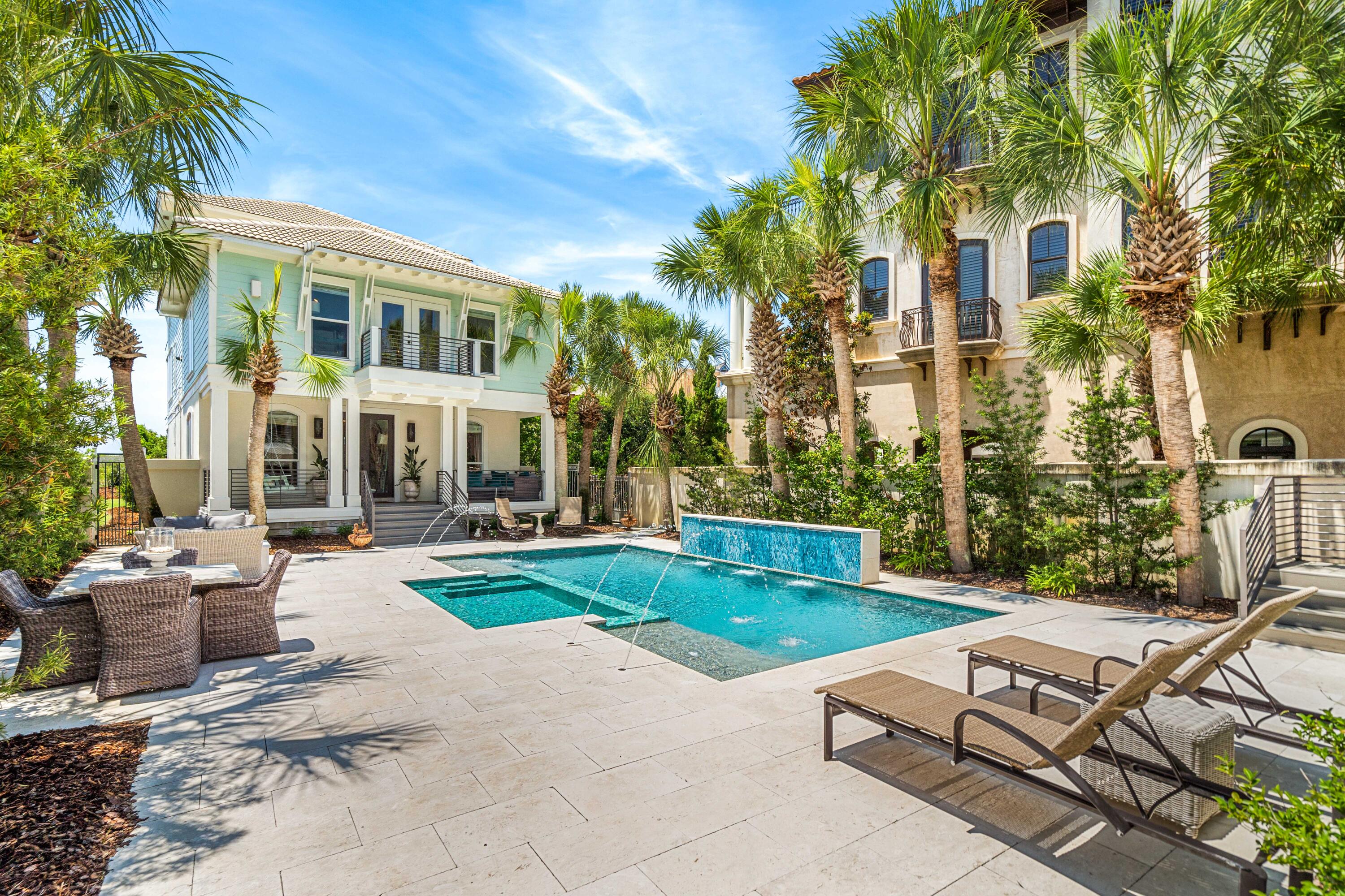 SECLUSION DUNES - Residential