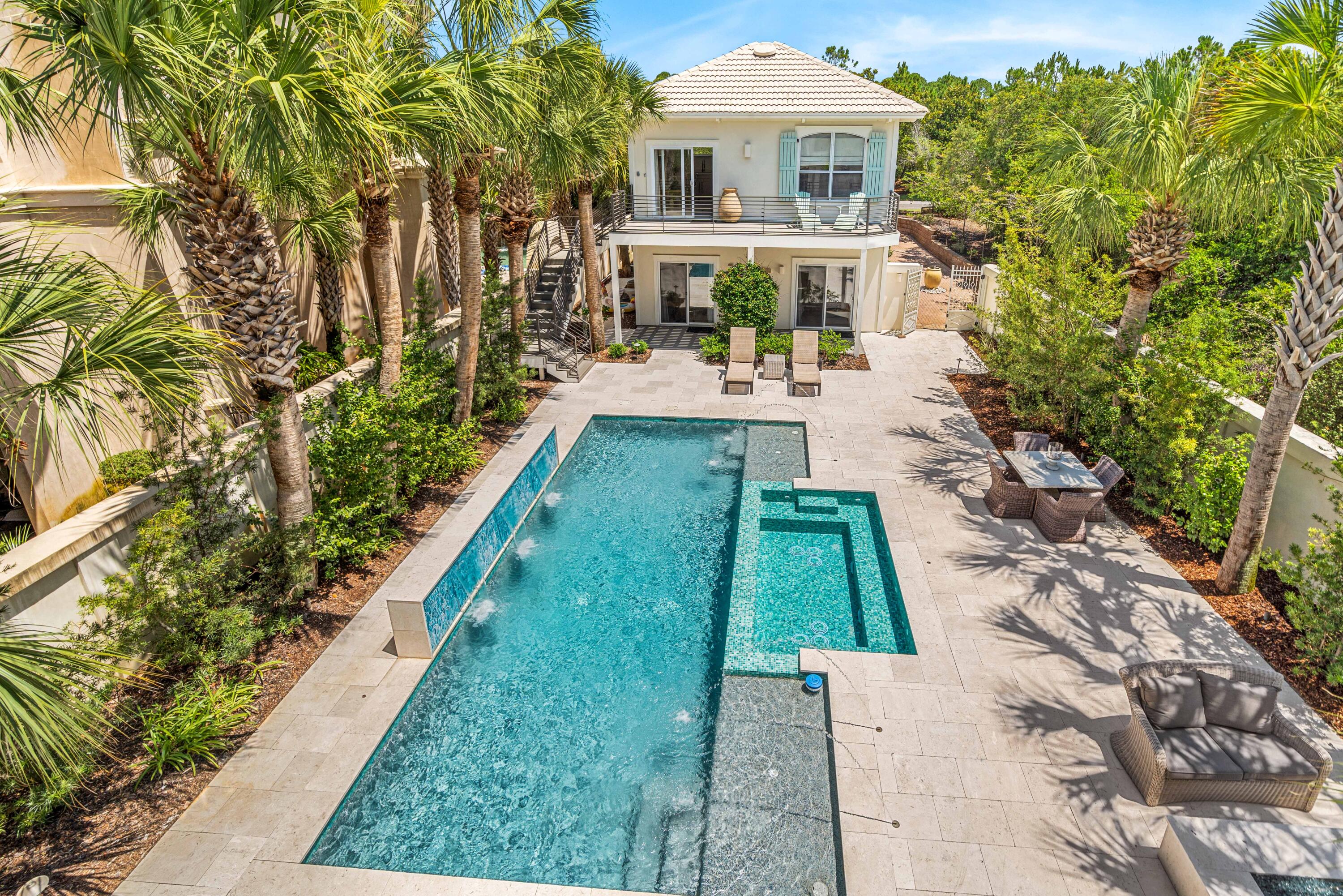 SECLUSION DUNES - Residential