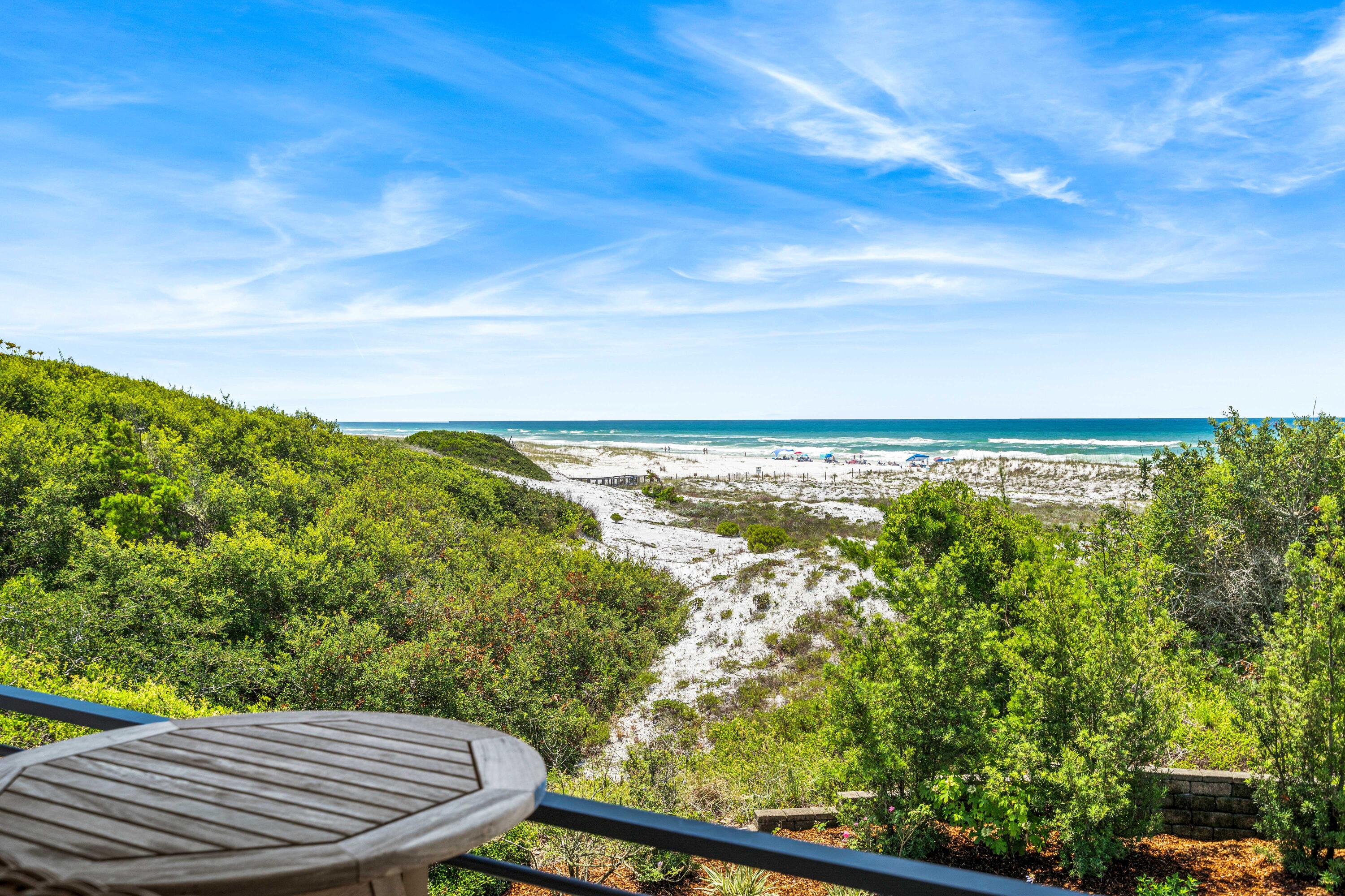 SECLUSION DUNES - Residential
