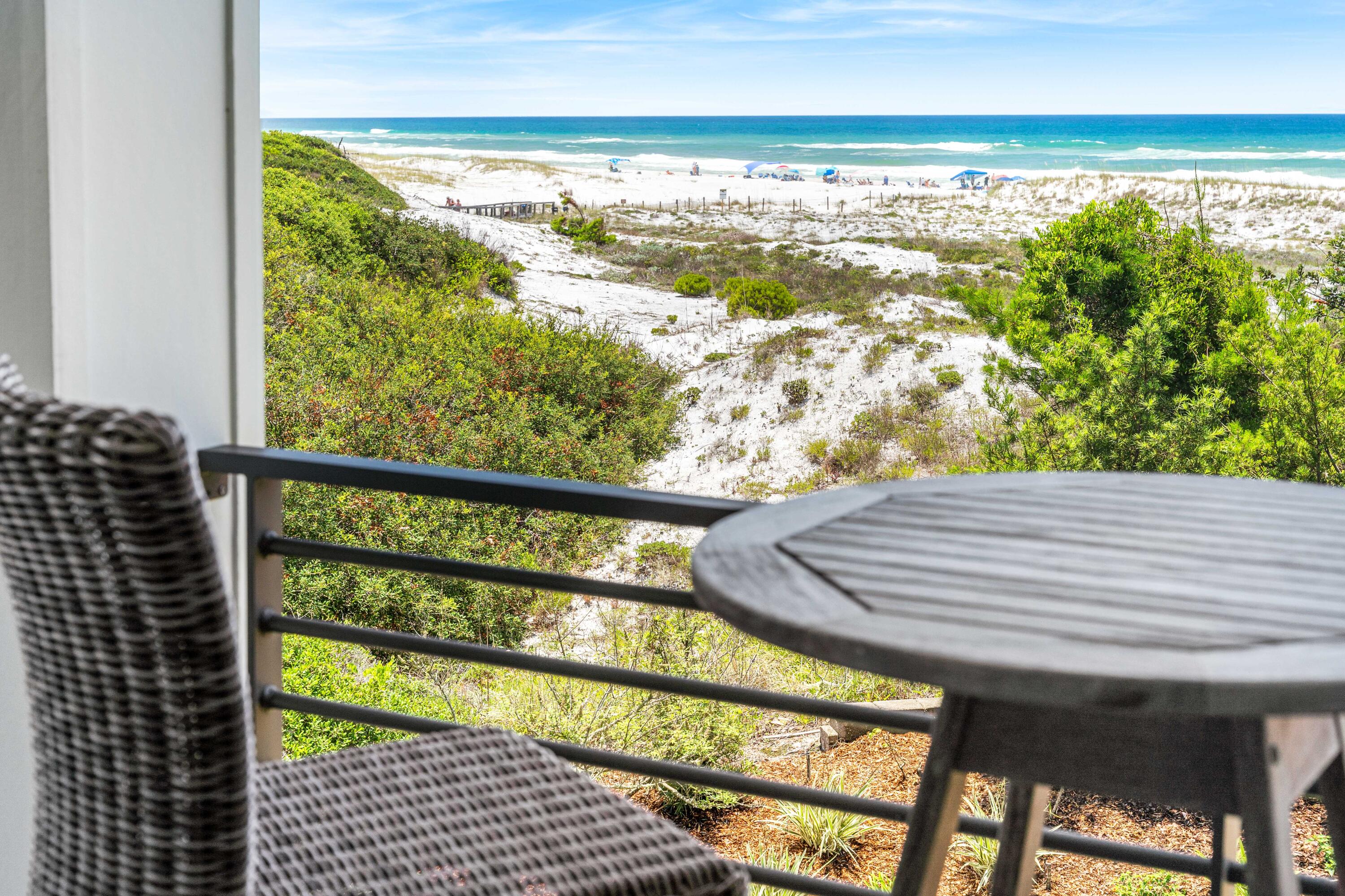 SECLUSION DUNES - Residential