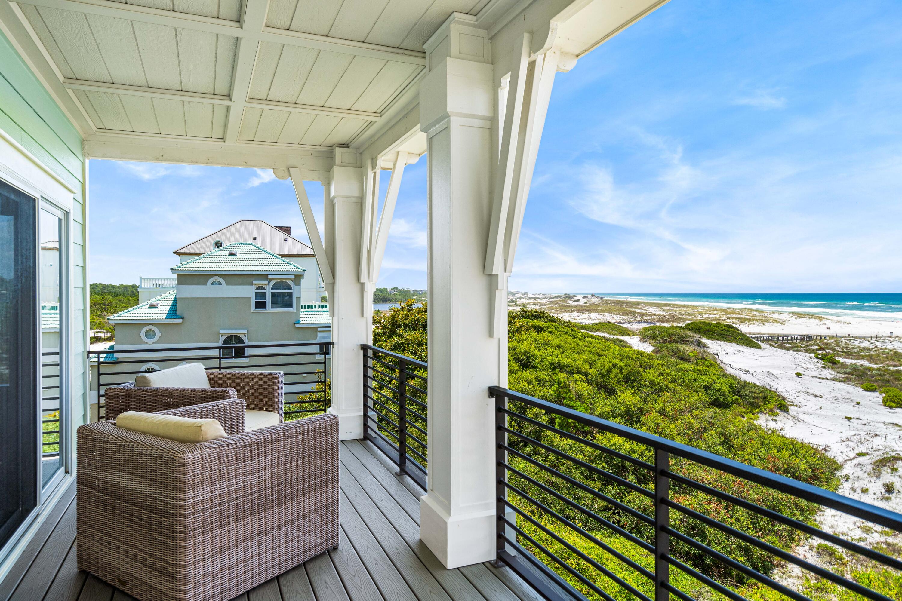 SECLUSION DUNES - Residential