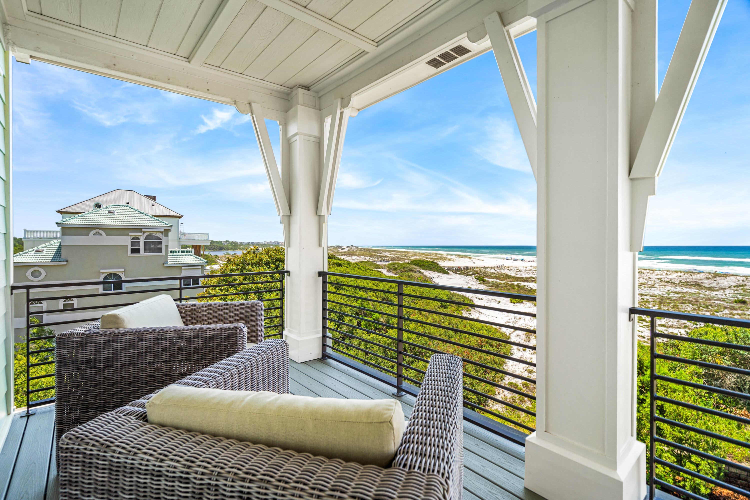 SECLUSION DUNES - Residential