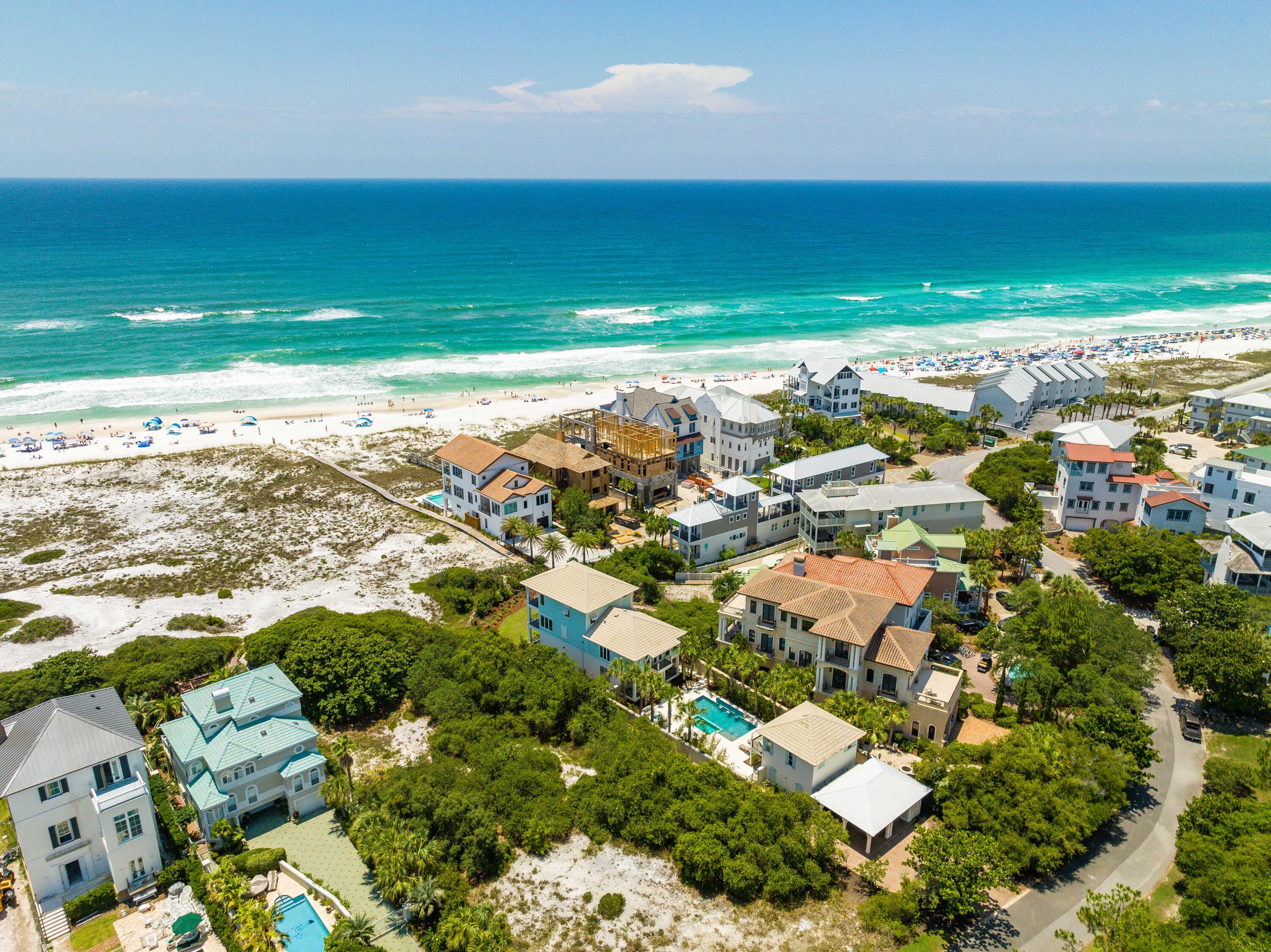 SECLUSION DUNES - Residential