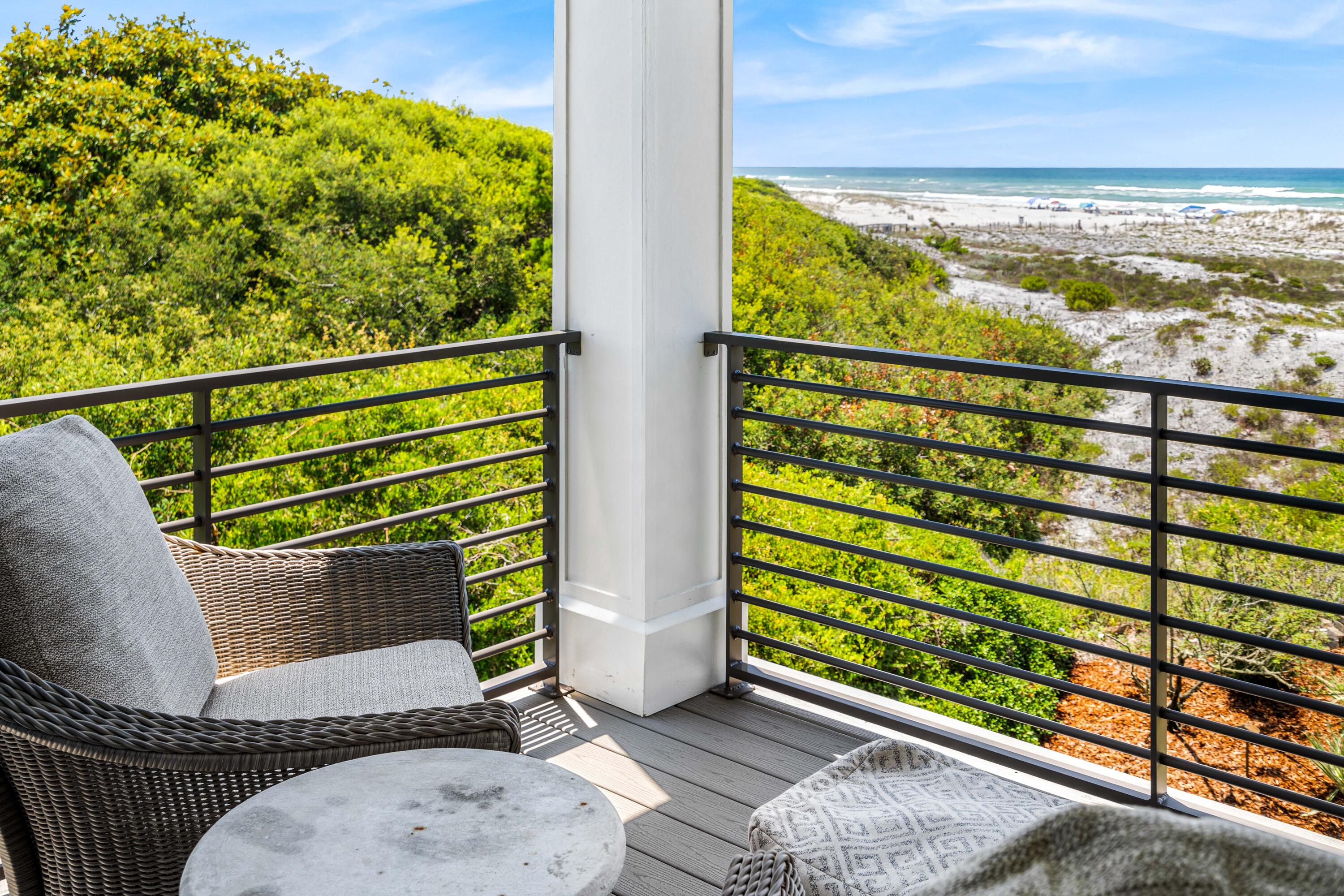 SECLUSION DUNES - Residential