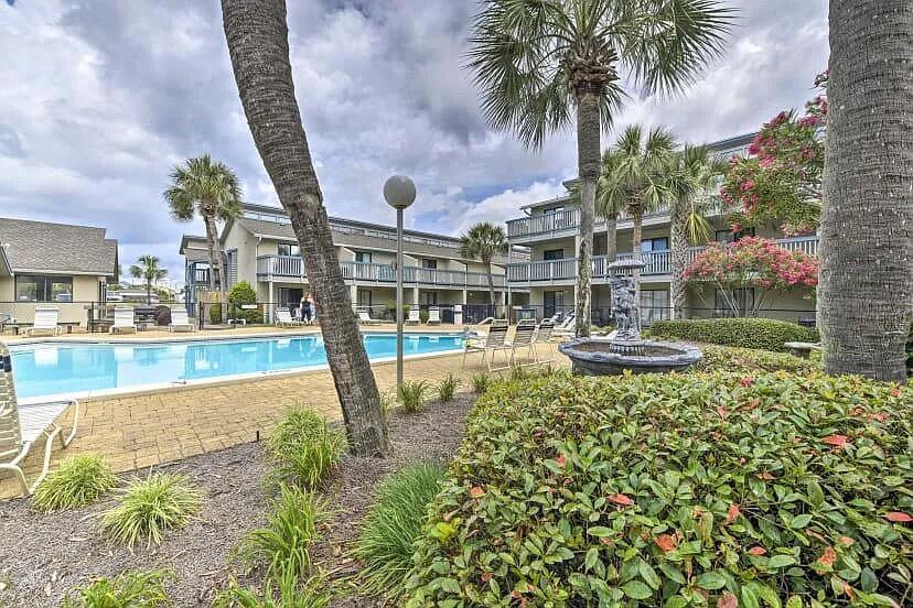 SUNSWEPT 4 CONDO - Residential
