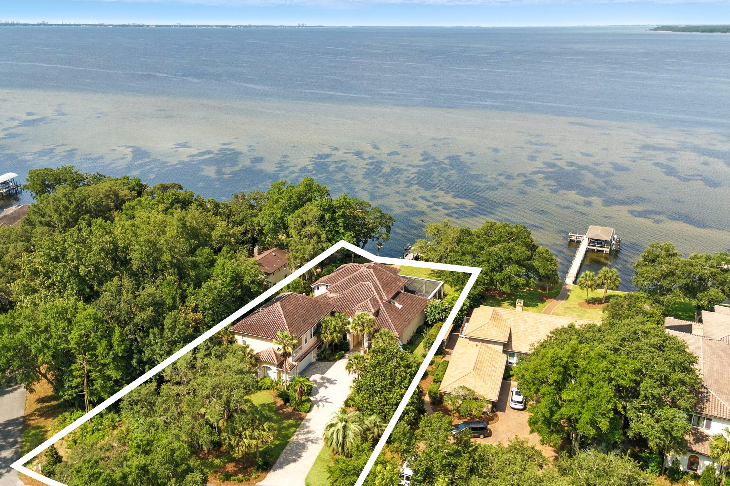 LIDO VILLAGE - Residential