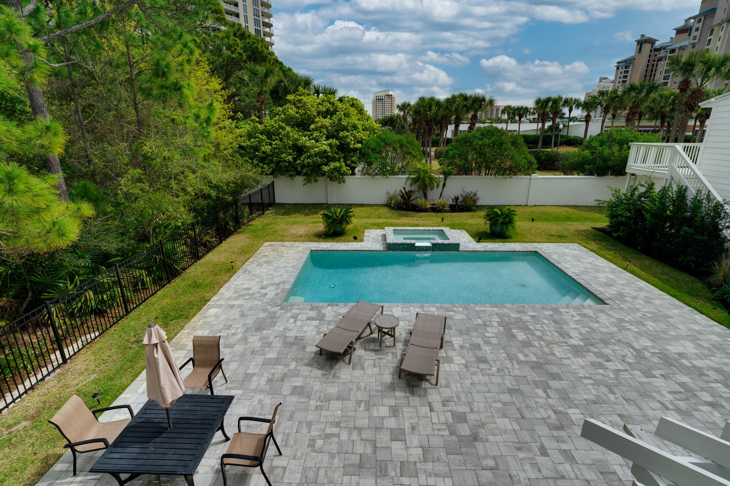 GULF PINES 1ST ADDN - Residential