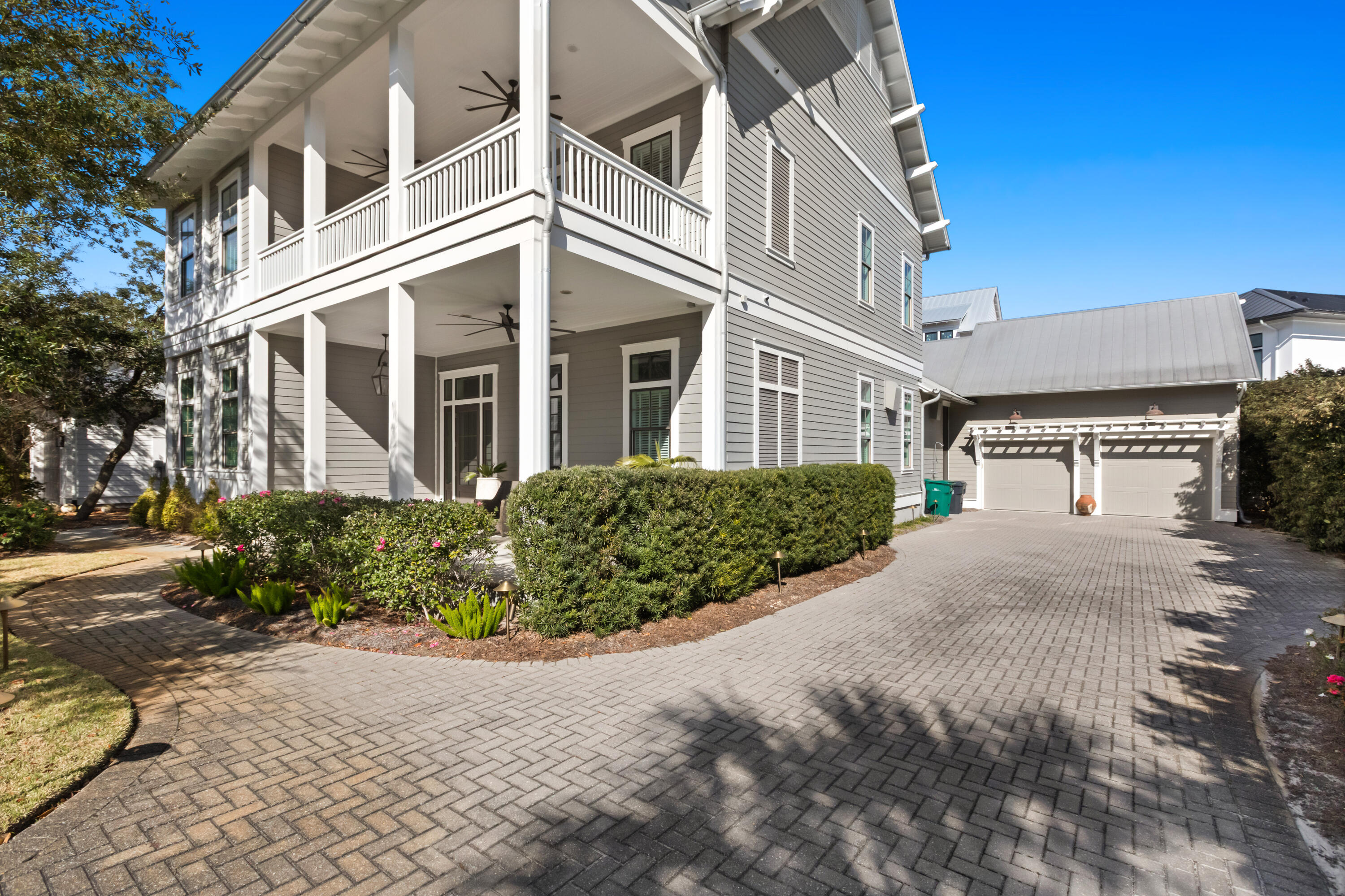 SEAGROVE VILLAGE 6TH ADD - Residential