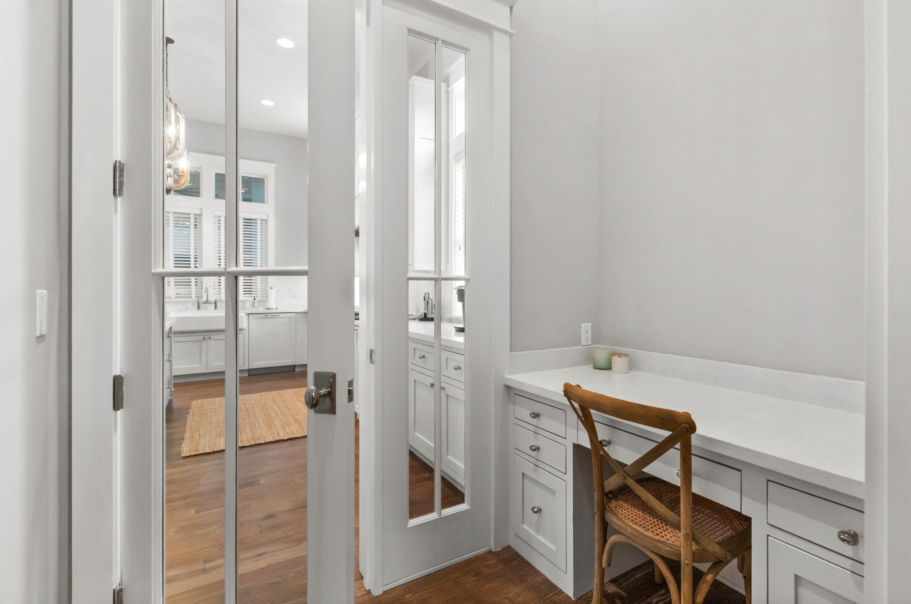 SEAGROVE VILLAGE 6TH ADD - Residential