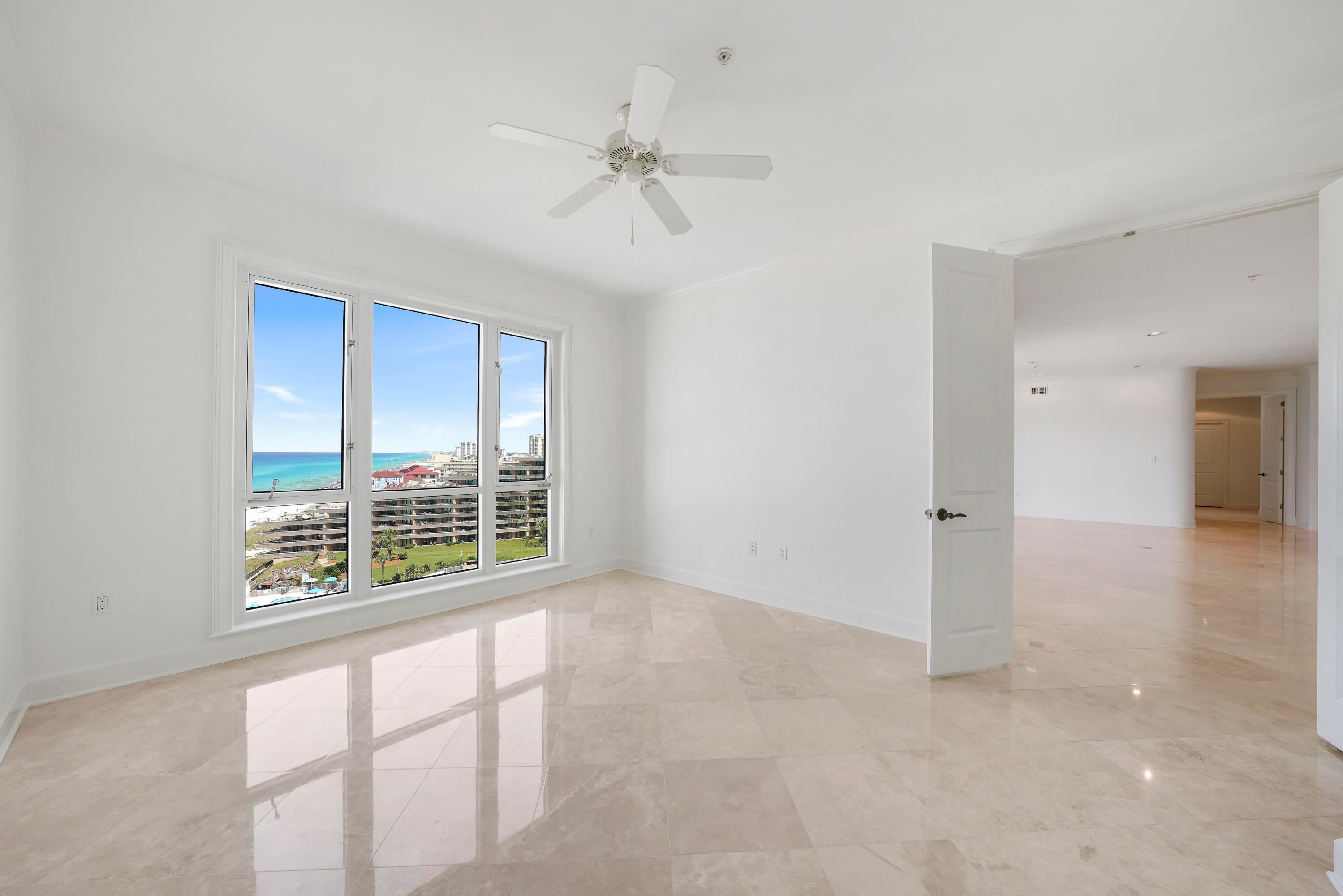 GRAND DUNES - SOUTH TOWER - Residential