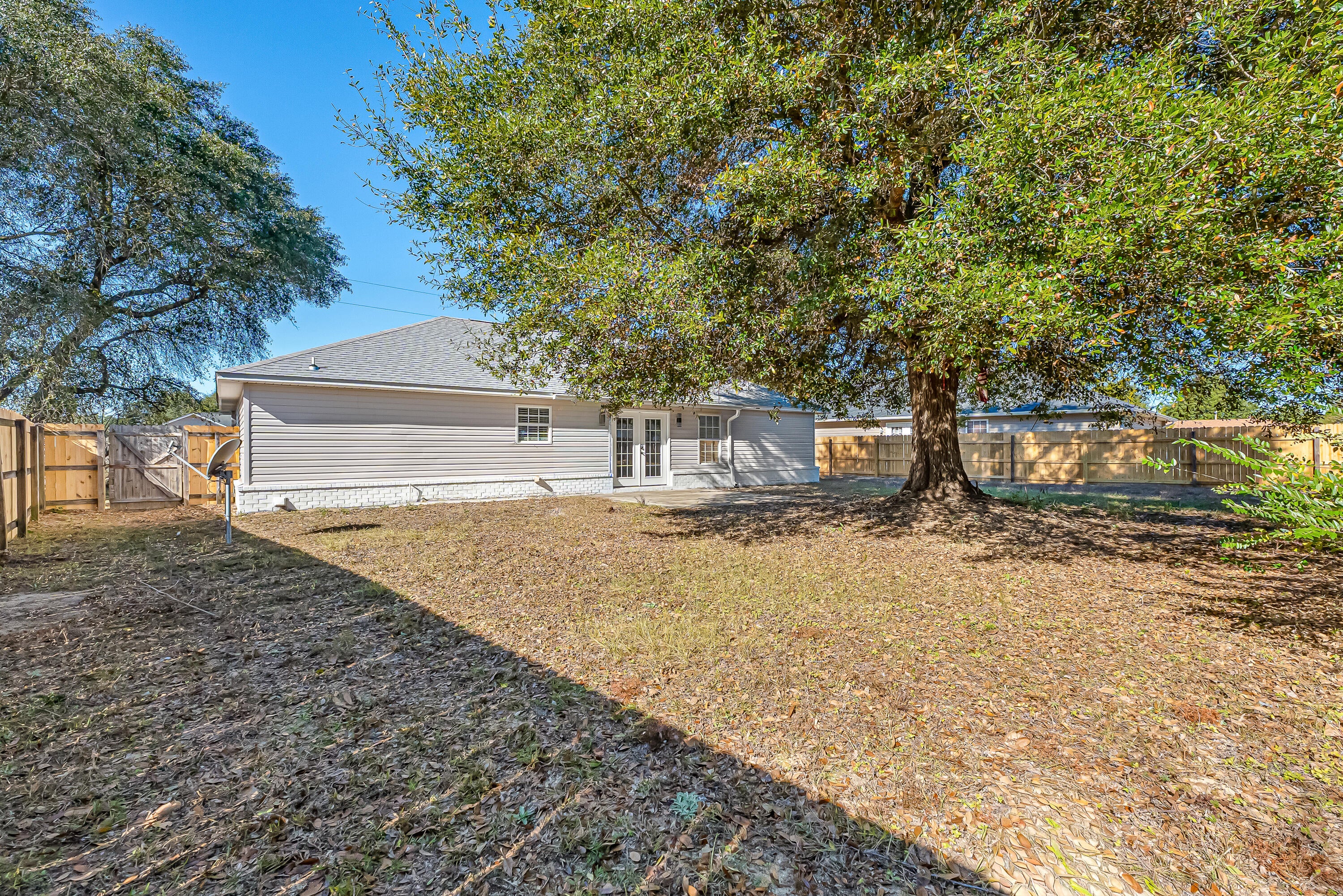 THE PINES - Residential