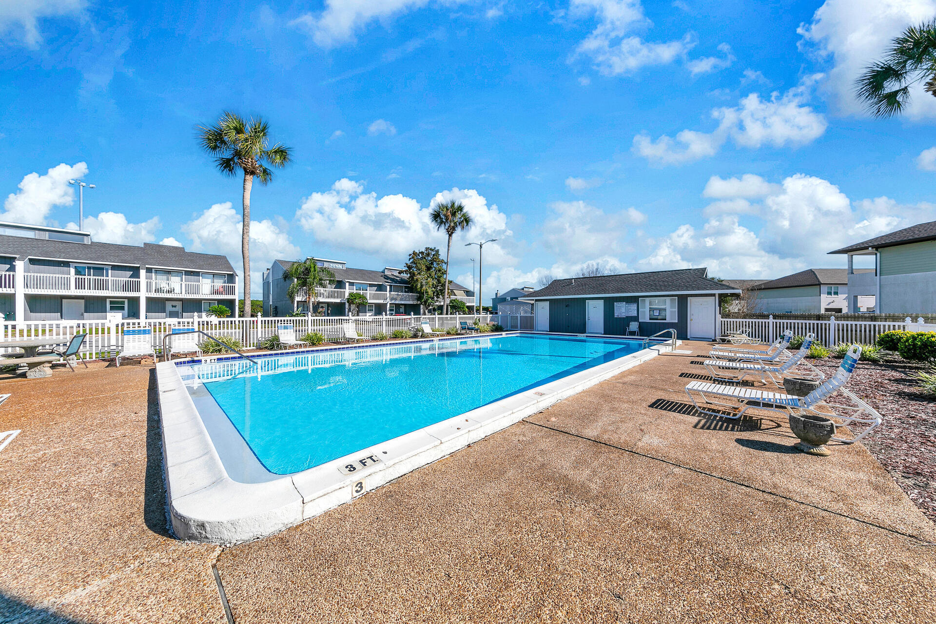 DESTIN RACQUET CLUB T/H - Residential