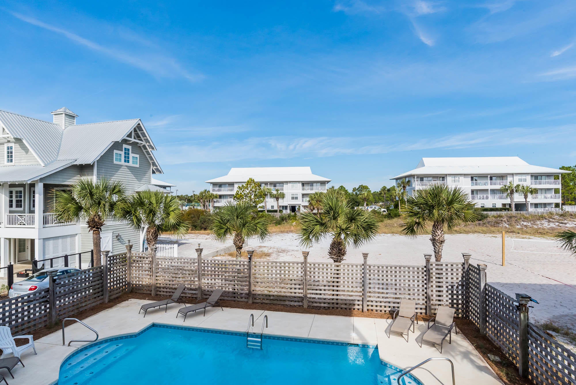 WALK OVER DUNES - Residential