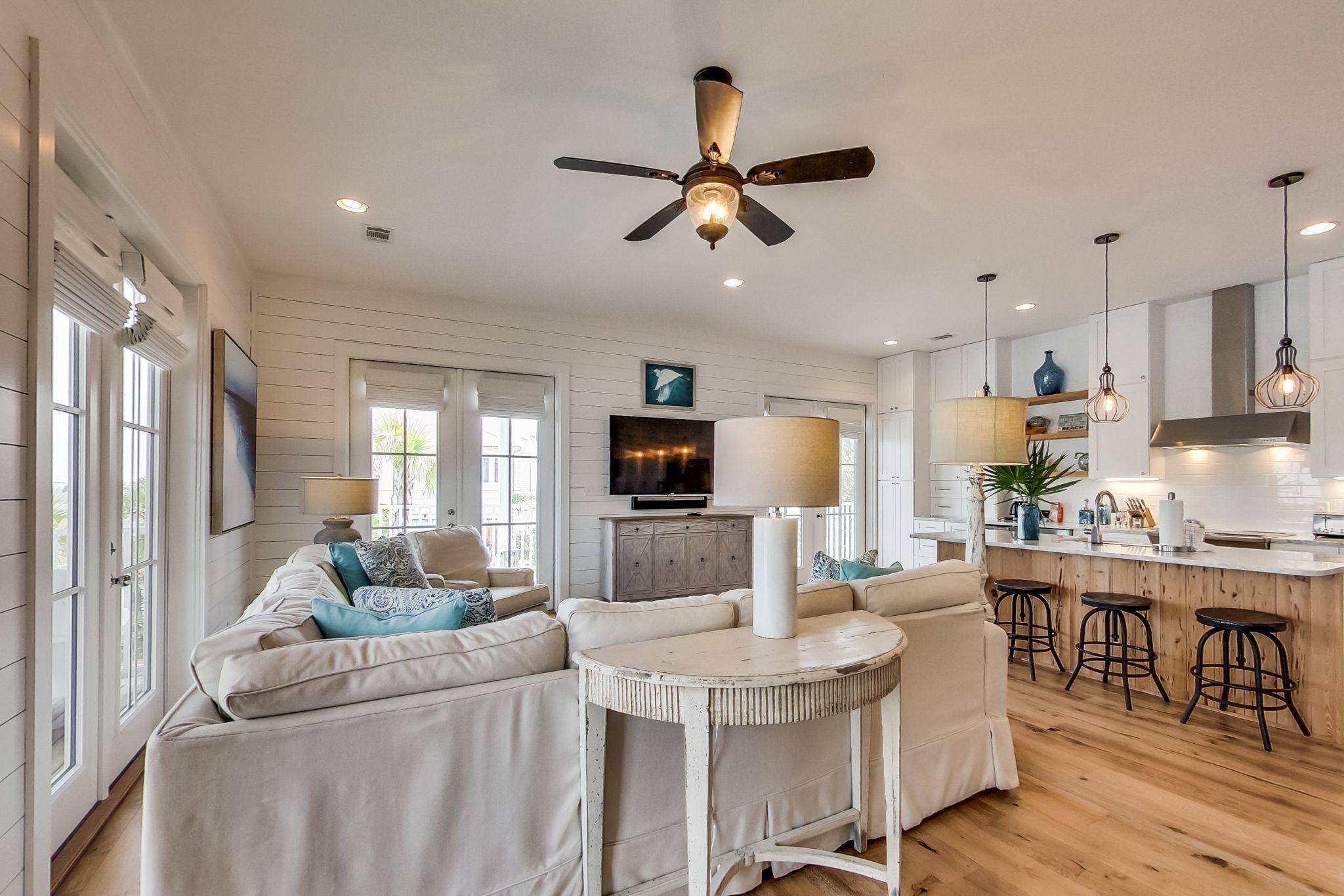 BLUE MOUNTAIN BEACH - Residential
