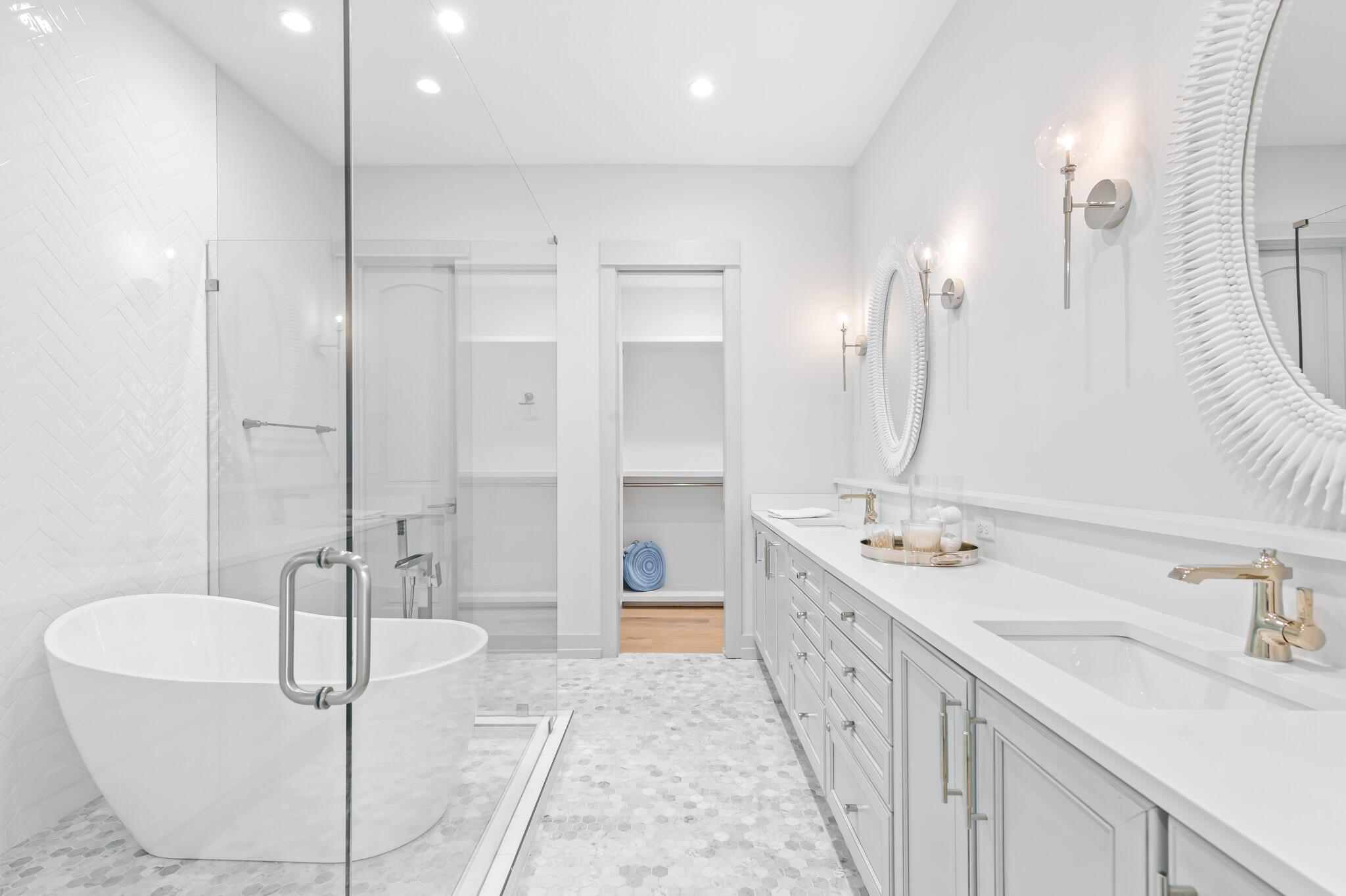 NO RECORDED SUBDIVISION - Residential