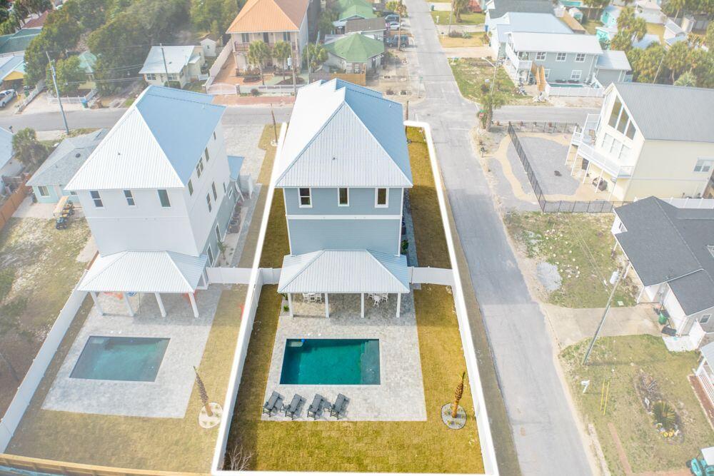 BID-A-WEE S/D - Residential