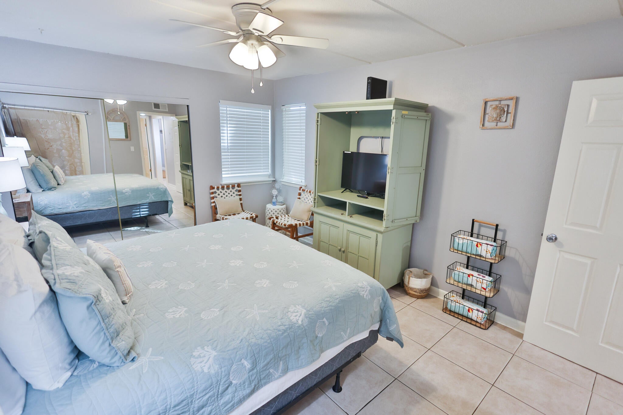 CEDARS CONDO - Residential Lease