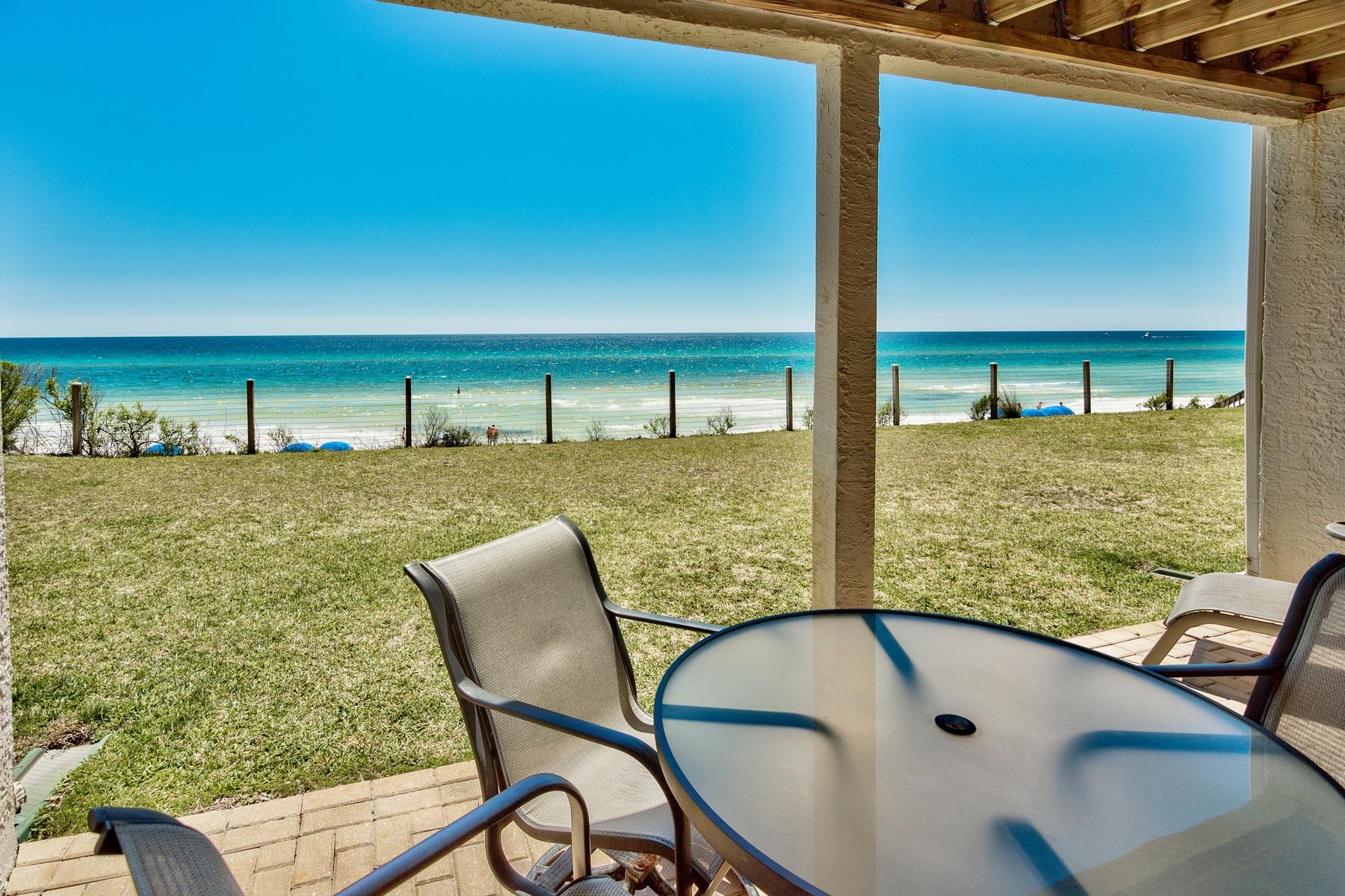 BLUE MOUNTAIN VILLAS - Residential