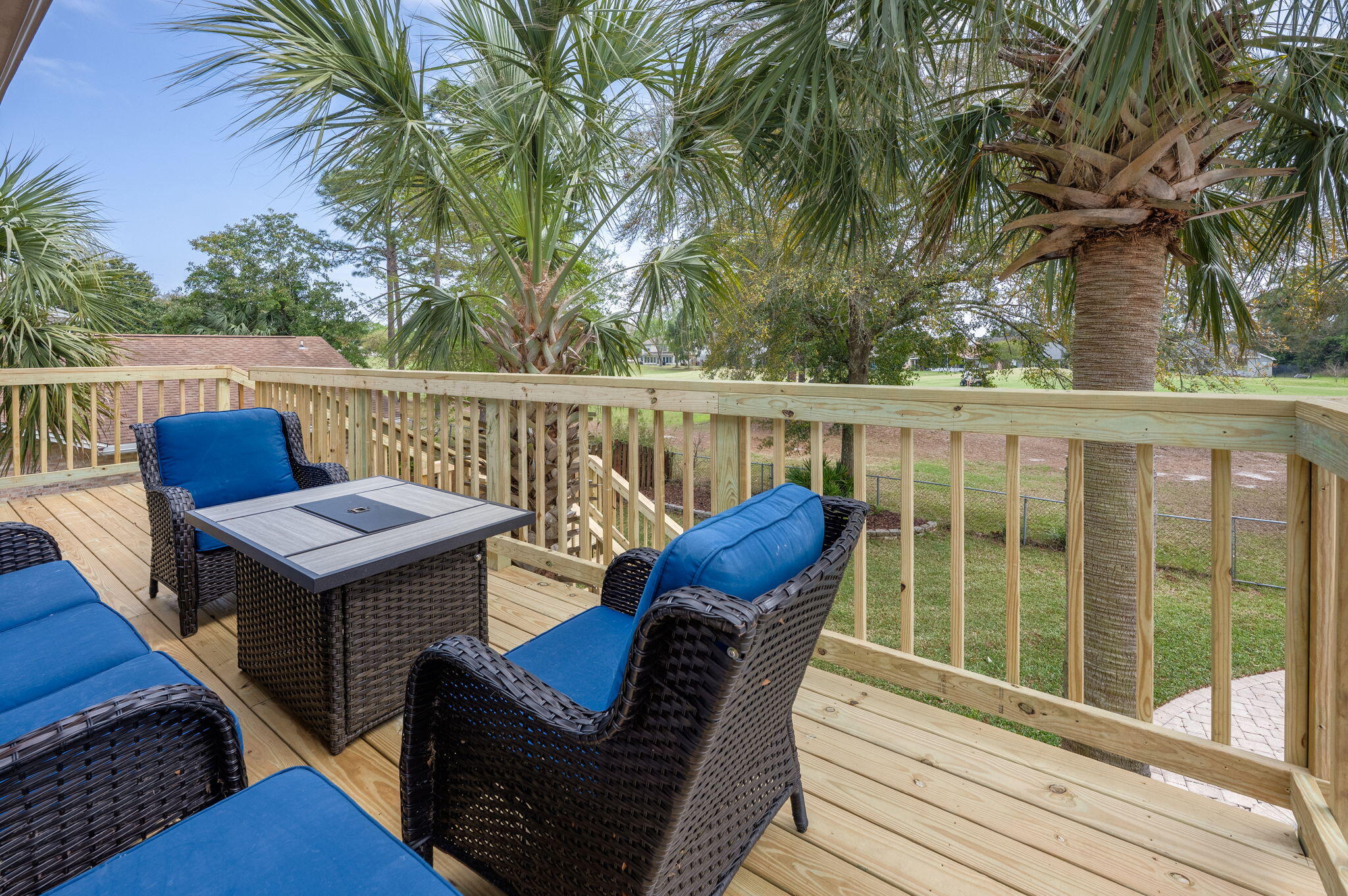 LAKE LORRAINE ESTATES - Residential