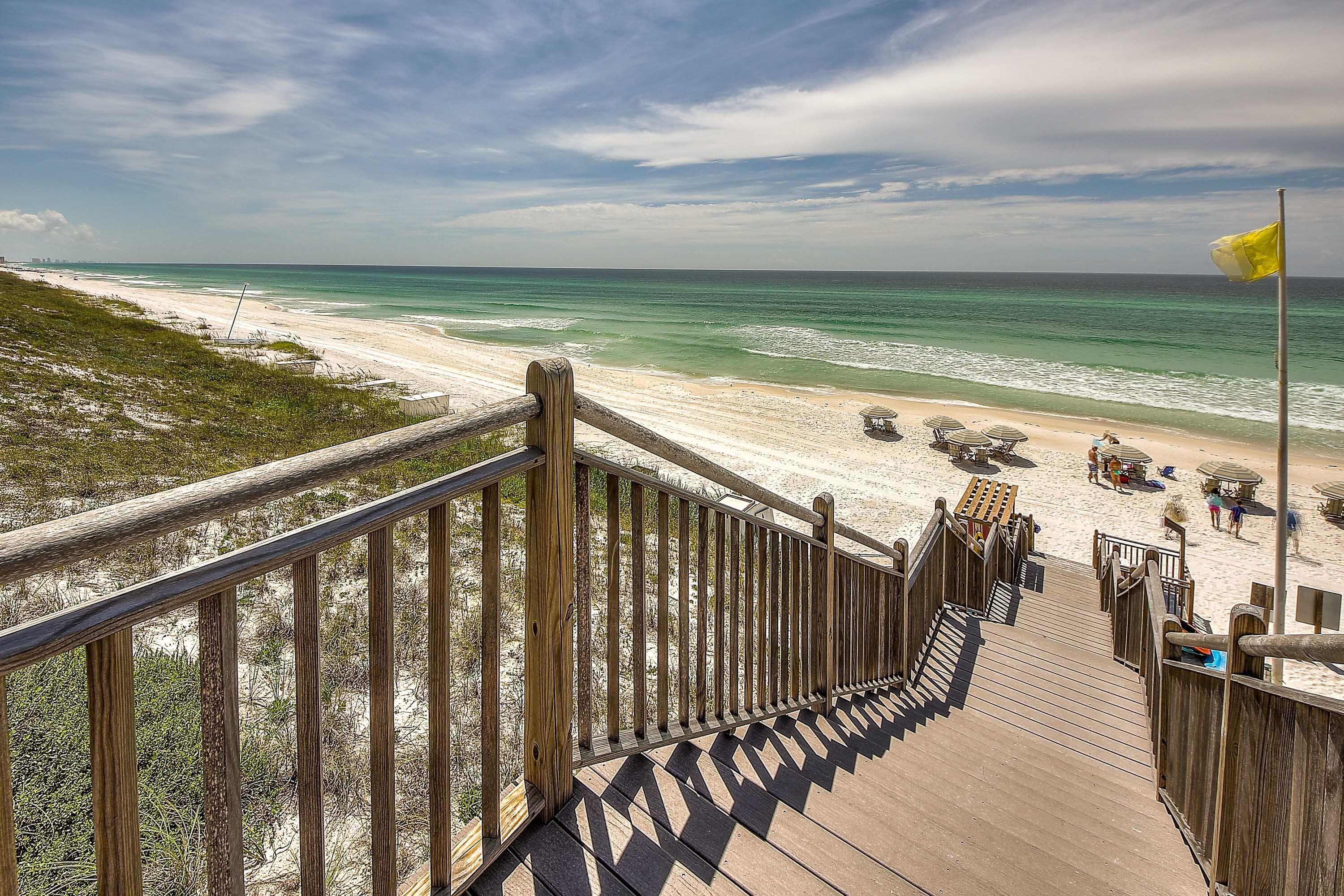 ALYS BEACH - Residential
