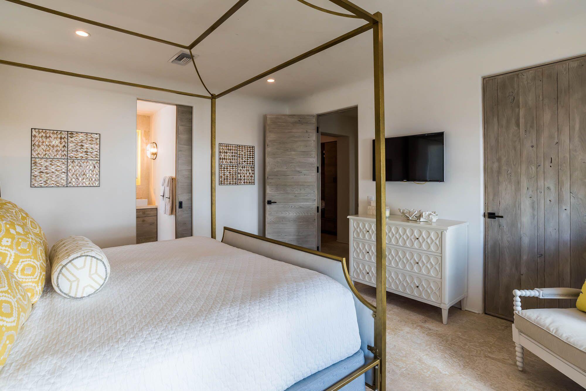 ALYS BEACH - Residential