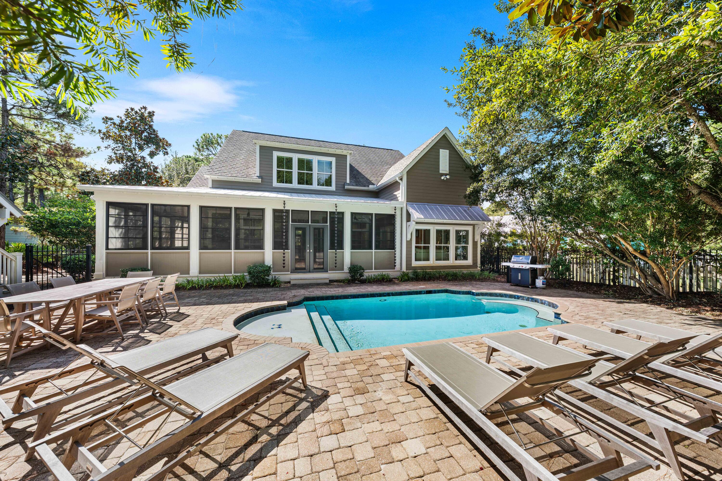 SUGARWOOD - Residential