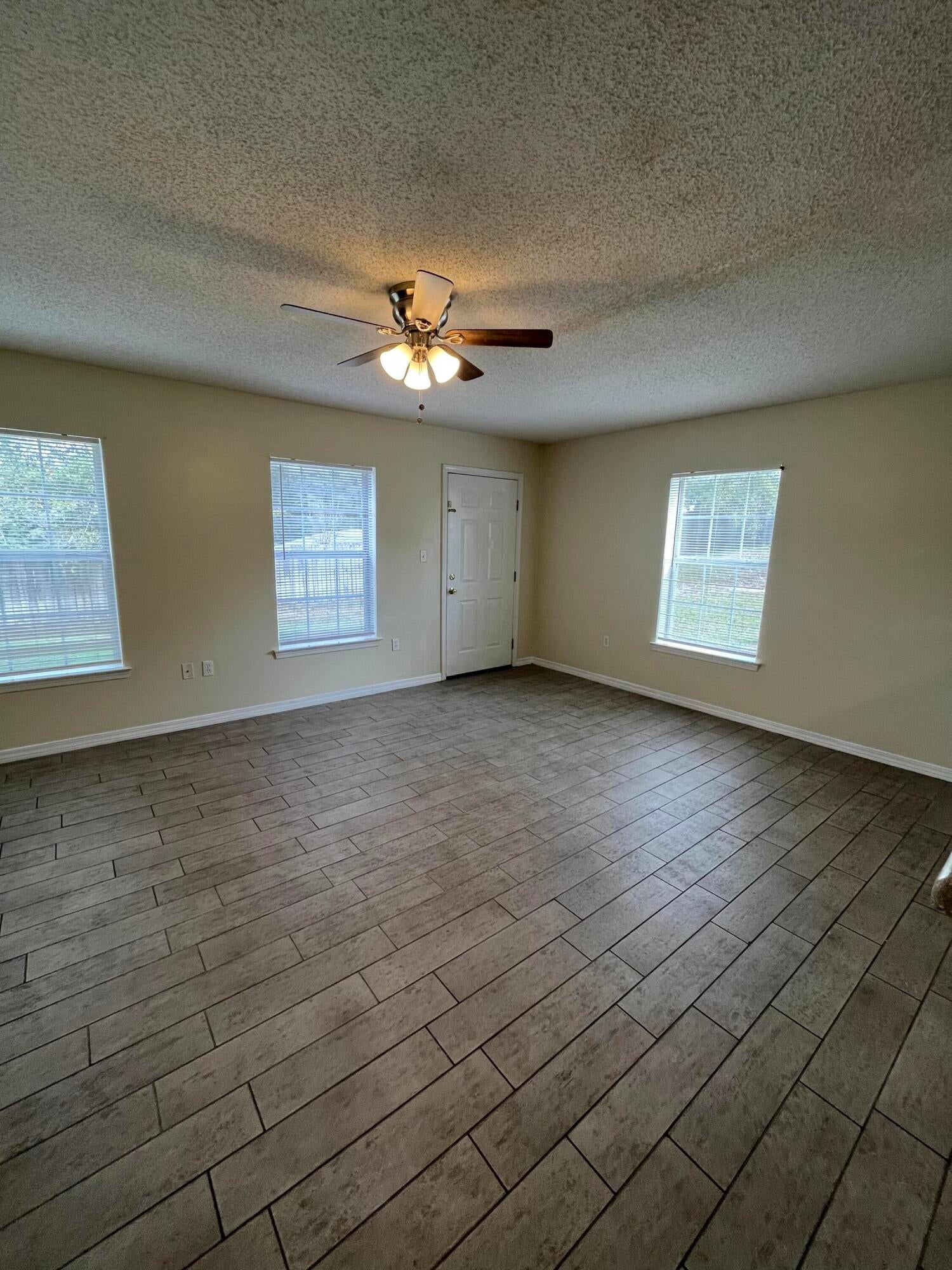 SHILOH PLACE T/H - Residential Lease